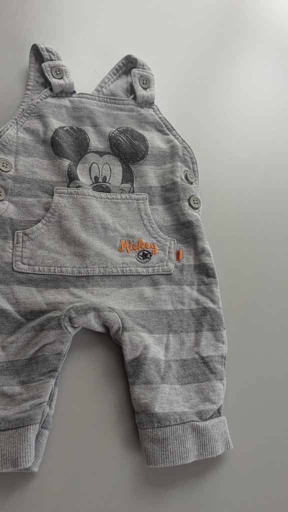 George Mickey Mouse Romper - Boys 0-3 Months George Used, Preloved, Preworn & Second Hand Baby, Kids & Children's Clothing UK Online. Cheap affordable. Brands including Next, Joules, Nutmeg Morrisons, TU, F&F, H&M.