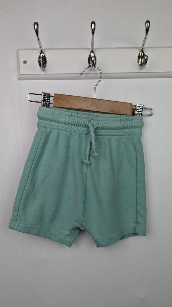 George Mint Shorts - Boys 2-3 Years Little Ones Preloved Used, Preloved, Preworn & Second Hand Baby, Kids & Children's Clothing UK Online. Cheap affordable. Brands including Next, Joules, Nutmeg Morrisons, TU, F&F, H&M.