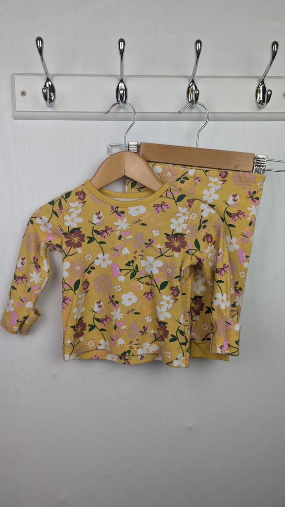 George Mustard Floral Pyjamas - Girls 0-3 Months Little Ones Preloved Used, Preloved, Preworn Baby, Girls & Boys Clothes. Kids & Children's second hand Clothing UK Online. Cheap affordable. Brands including Next, Joules, Nutmeg Morrisons, TU, F&F, H&M.