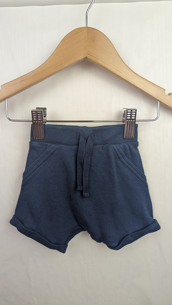 George Navy Blue Shorts - Boys 0-3 Months George Used, Preloved, Preworn Baby, Girls & Boys Clothes. Kids & Children's second hand Clothing UK Online. Cheap affordable. Brands including Next, Joules, Nutmeg Morrisons, TU, F&F, H&M.