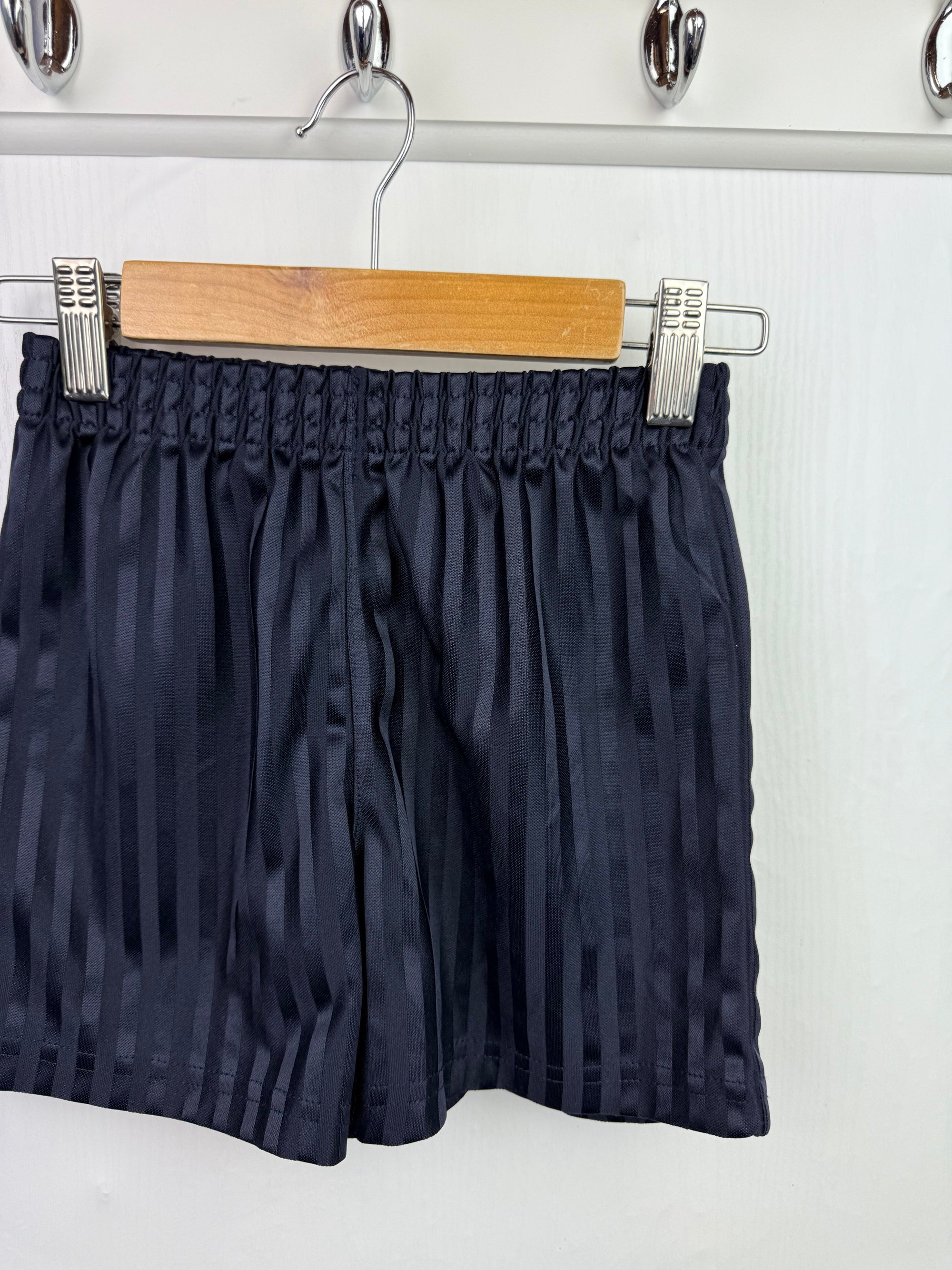 George Navy Schoool PE Shorts - Boys 4 - 5 Years - Little Ones Preloved. Second Hand Children's & Preloved Baby, Kids, Girls & Boys Clothes. UK online