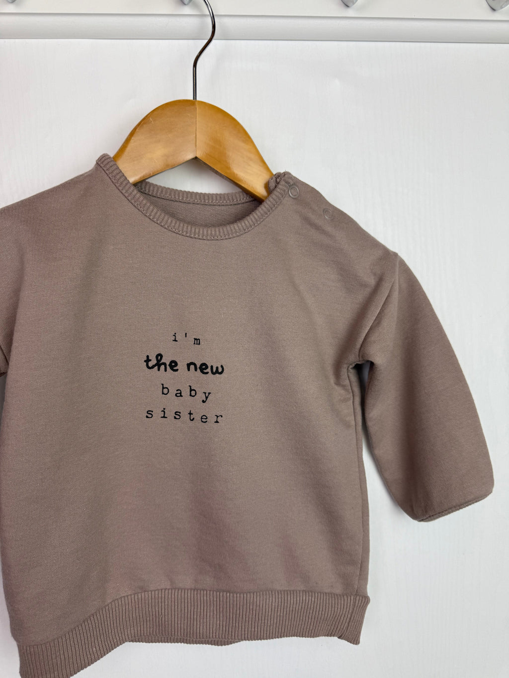 George New Baby Sister Jumper - Baby Girls 3 - 6 Months - Little Ones Preloved. Second Hand Children's & Preloved Baby, Kids, Girls & Boys Clothes. UK online