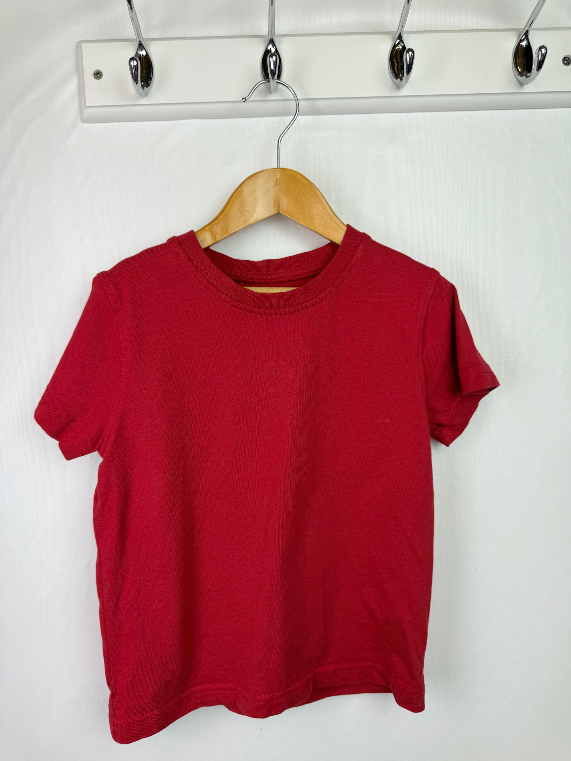 George Plain Red Top - Unisex 4 - 5 Years - Little Ones Preloved. Second Hand Children's & Preloved Baby, Kids, Girls & Boys Clothes. UK online