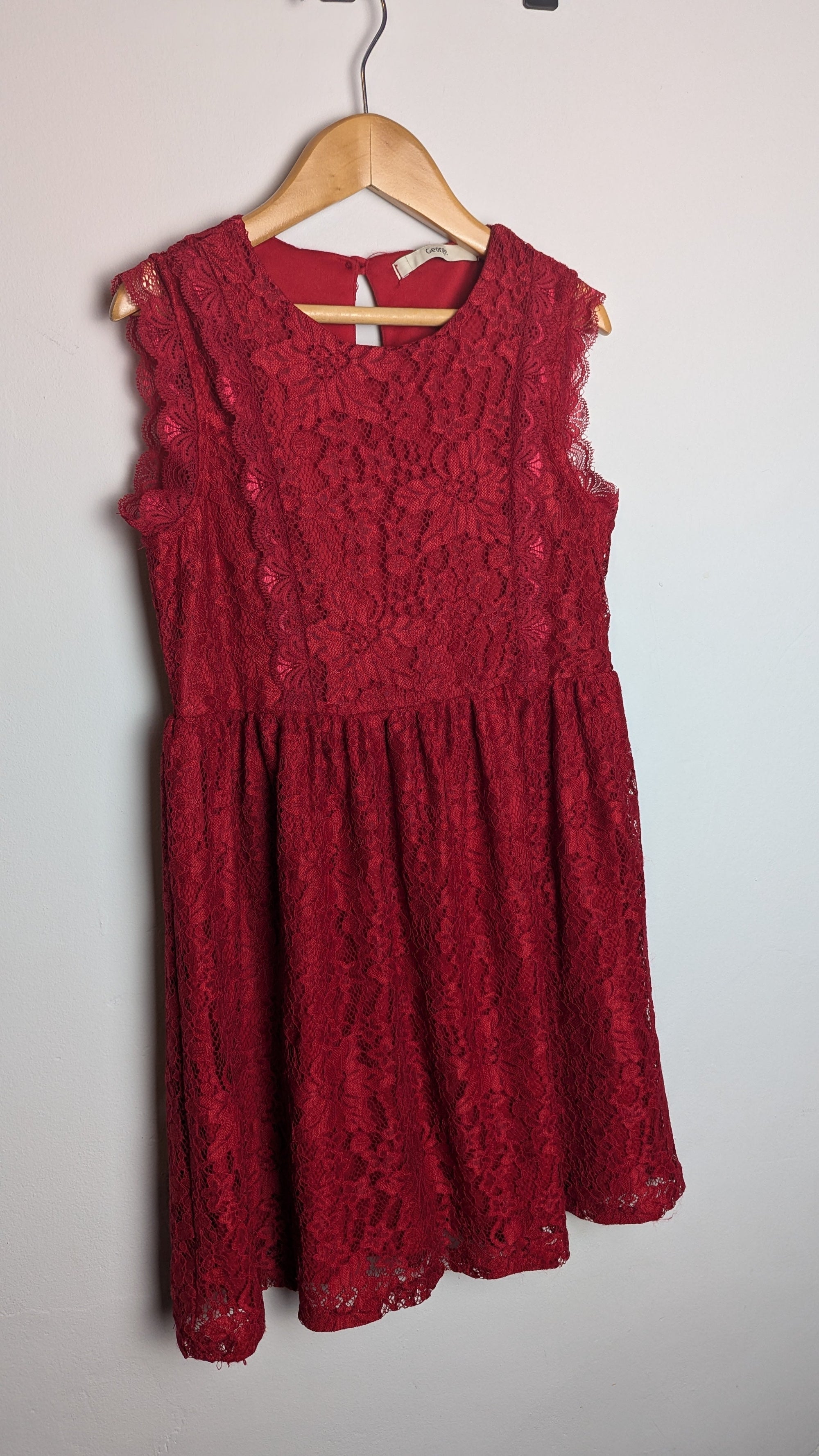 George Red Floral Lace Party Dress - Girls 6 - 7 Years - Little Ones Preloved. Second Hand Children's & Preloved Baby, Kids, Girls & Boys Clothes. UK online