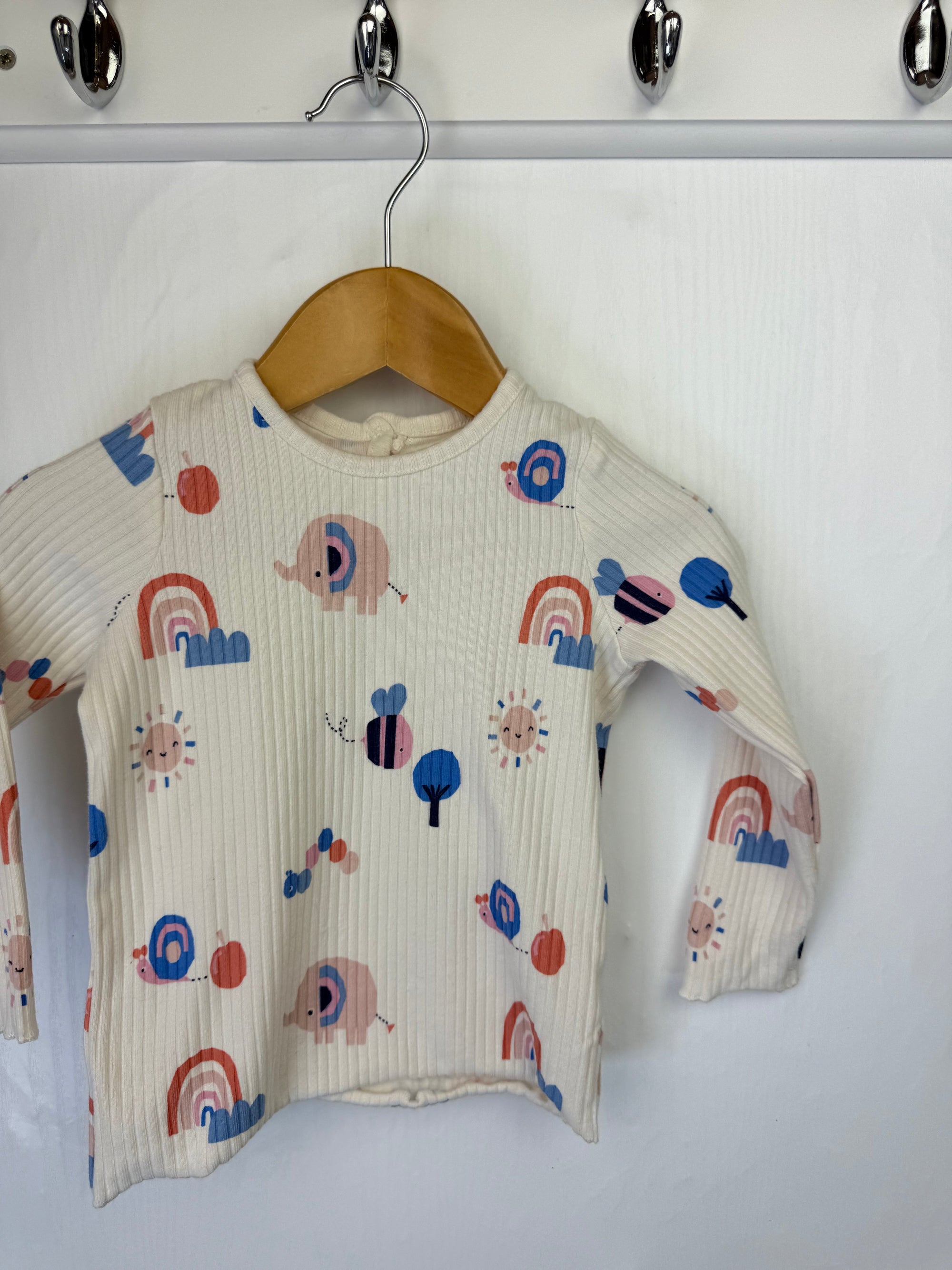 George Ribbed Long Sleeve Top - Girls 9 - 12 Months - Little Ones Preloved. Second Hand Children's & Preloved Baby, Kids, Girls & Boys Clothes. UK online