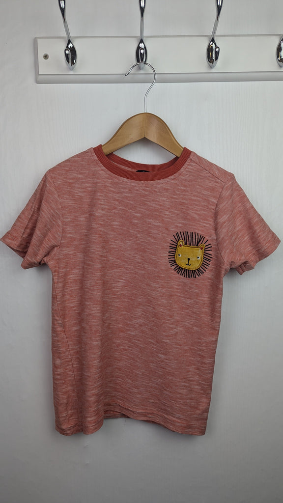 George Short Sleeve Lion Top - Boys 5-6 Years Little Ones Preloved Used, Preloved, Preworn & Second Hand Baby, Kids & Children's Clothing UK Online. Cheap affordable. Brands including Next, Joules, Nutmeg Morrisons, TU, F&F, H&M.