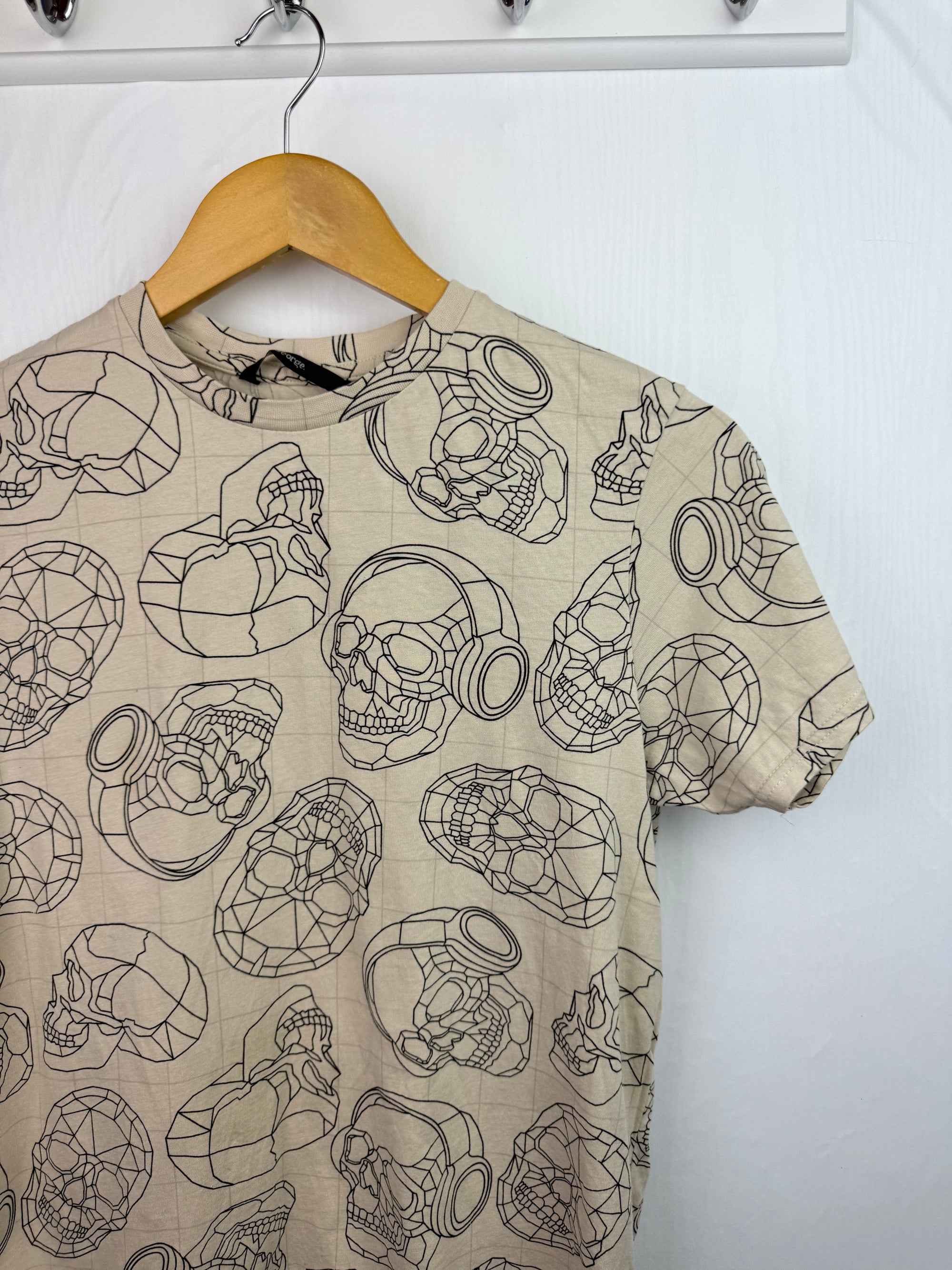 George Skeleton Short Sleeve Top - Boys 13 - 14 Years - Little Ones Preloved. Second Hand Children's & Preloved Baby, Kids, Girls & Boys Clothes. UK online