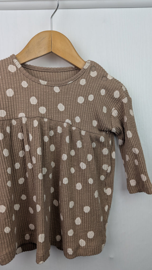 George Spotty Ribbed Dress - Girls 3-6 Months George Used, Preloved, Preworn & Second Hand Baby, Kids & Children's Clothing UK Online. Cheap affordable. Brands including Next, Joules, Nutmeg Morrisons, TU, F&F, H&M.