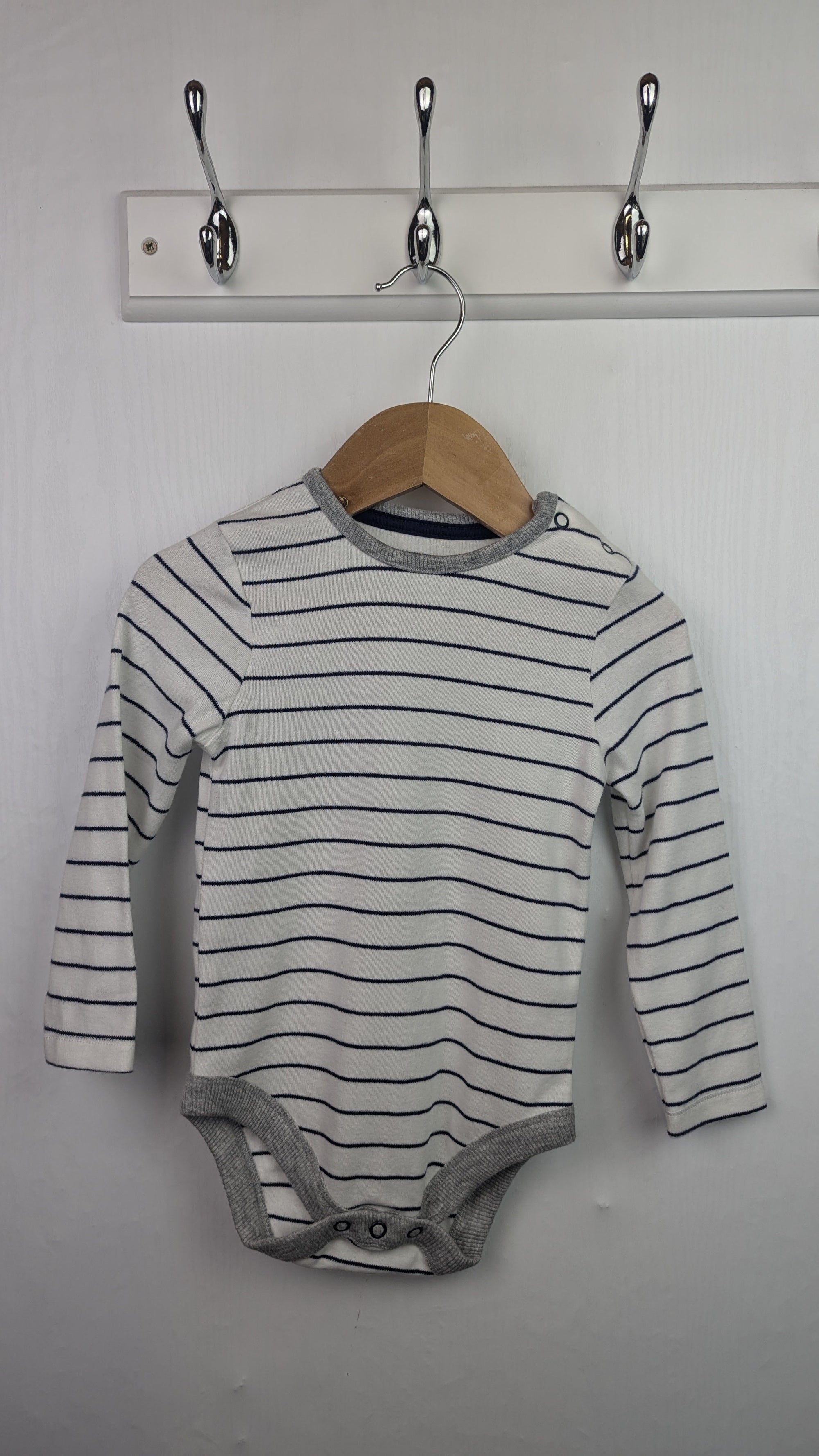 George Striped Bodysuit - Unisex 12 - 18 Months - Little Ones Preloved. Second Hand Children's & Preloved Baby, Kids, Girls & Boys Clothes. UK online