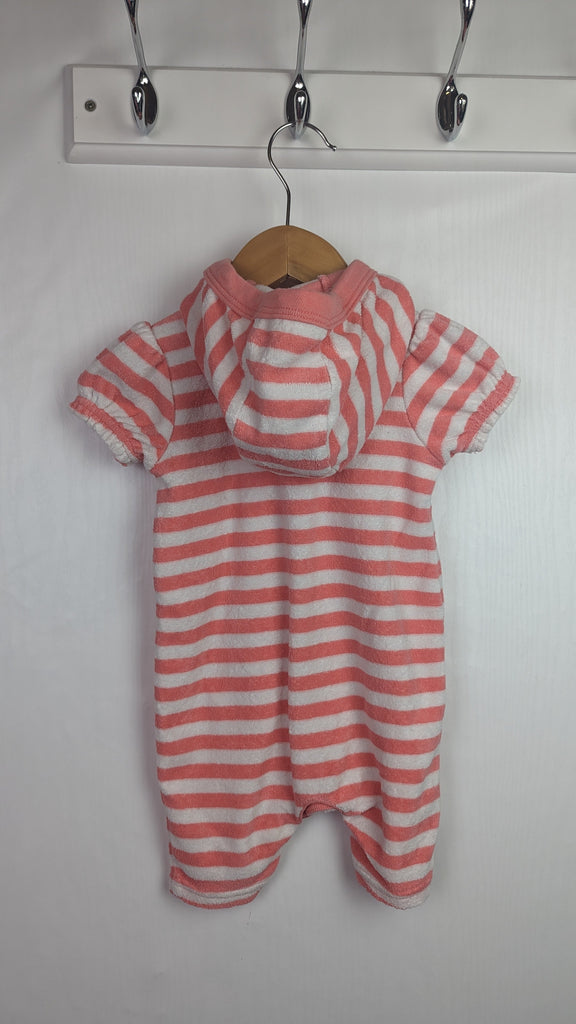 George Towelling Romper - Girls 6-9 Months George Used, Preloved, Preworn Baby, Girls & Boys Clothes. Kids & Children's second hand Clothing UK Online. Cheap affordable. Brands including Next, Joules, Nutmeg Morrisons, TU, F&F, H&M.