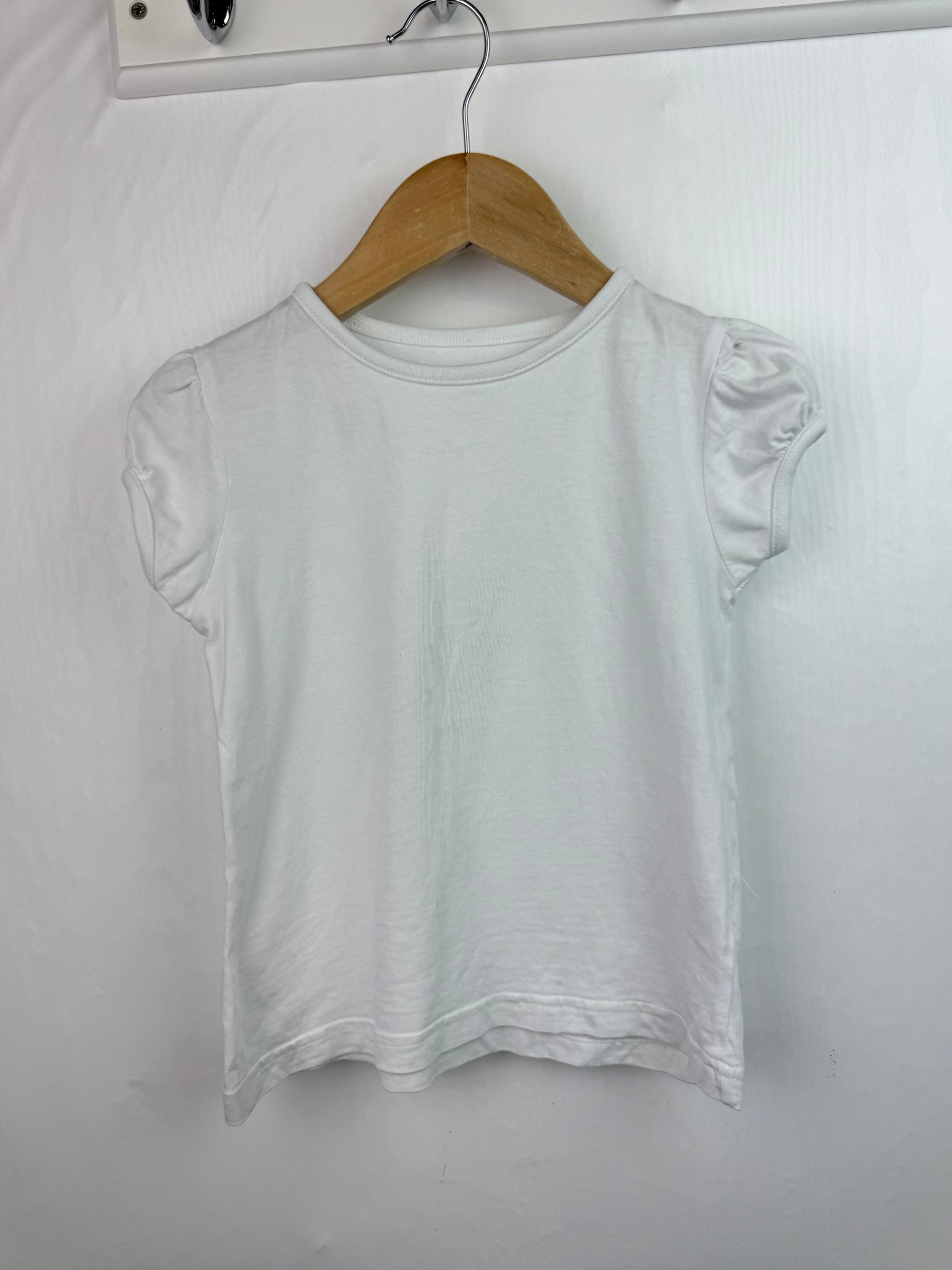 George White School Top - Girls 4 - 5 Years - Little Ones Preloved. Second Hand Children's & Preloved Baby, Kids, Girls & Boys Clothes. UK online