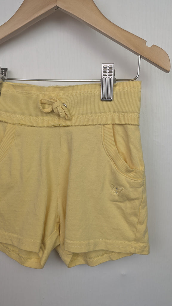 George Yellow Butterfly Shorts - Girls 6-7 Years George Used, Preloved, Preworn & Second Hand Baby, Kids & Children's Clothing UK Online. Cheap affordable. Brands including Next, Joules, Nutmeg Morrisons, TU, F&F, H&M.