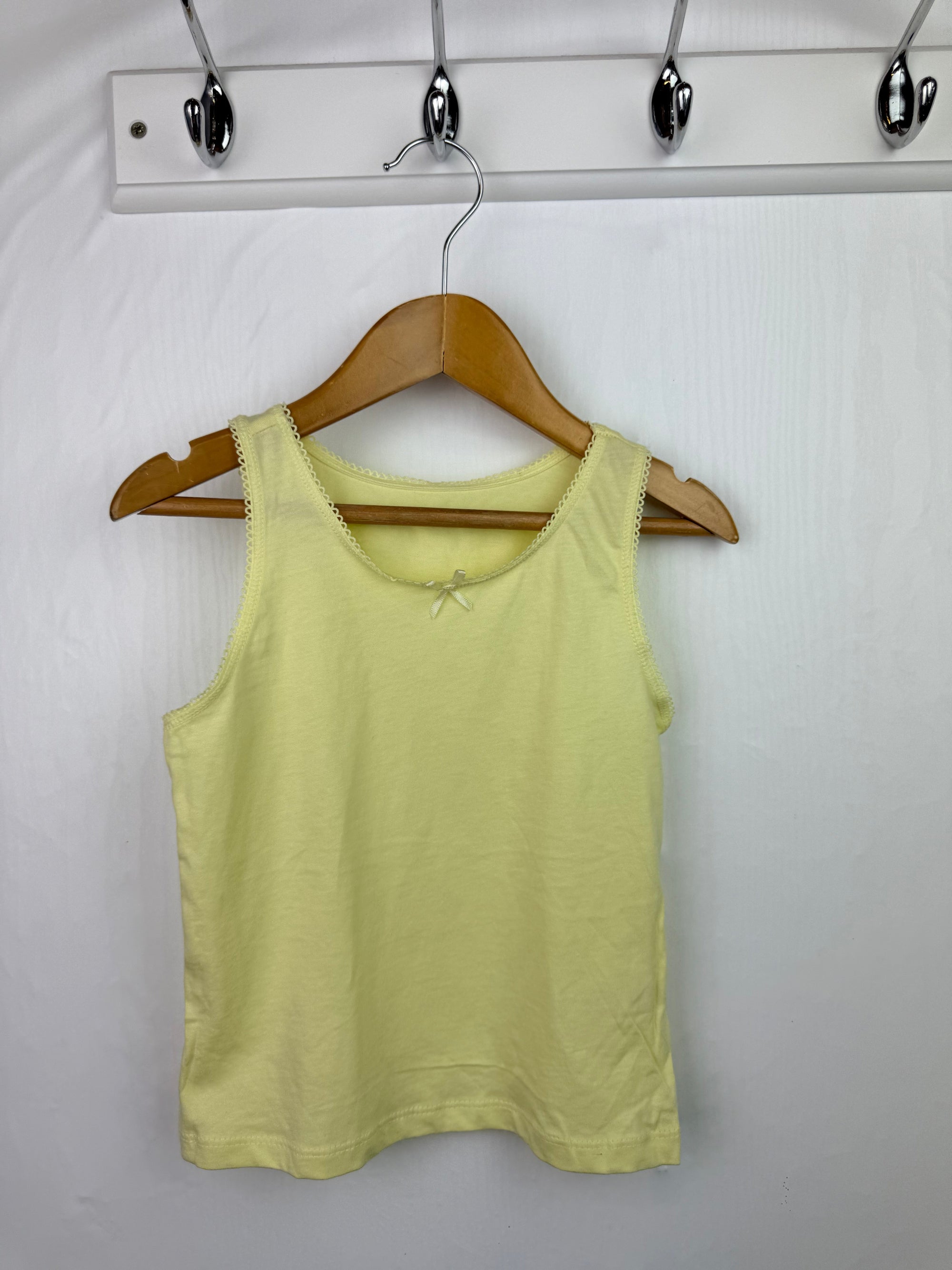 George Yellow Vest Top - Girls 2 - 3 Years - Little Ones Preloved. Second Hand Children's & Preloved Baby, Kids, Girls & Boys Clothes. UK online