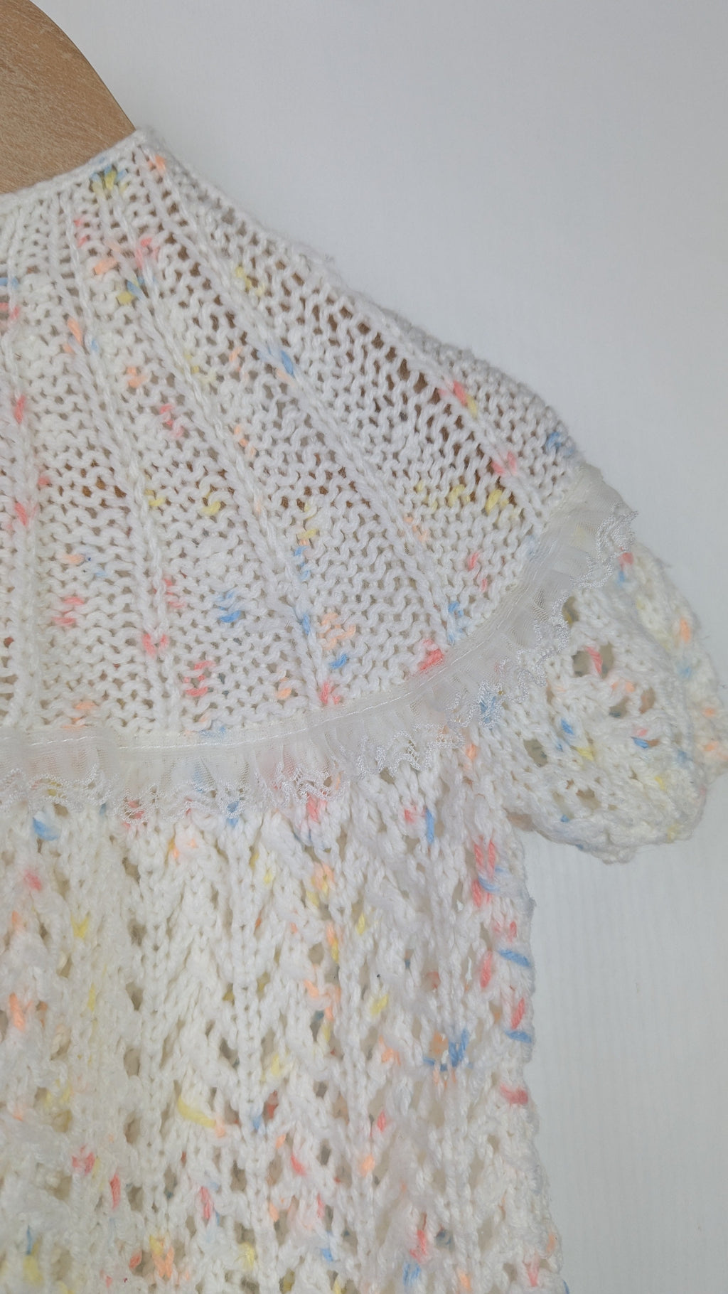 Handmade Speckled Knit Dress with Lace - Girls 0 - 6 Months - Little Ones Preloved. Second Hand Children's & Preloved Baby, Kids, Girls & Boys Clothes. UK online