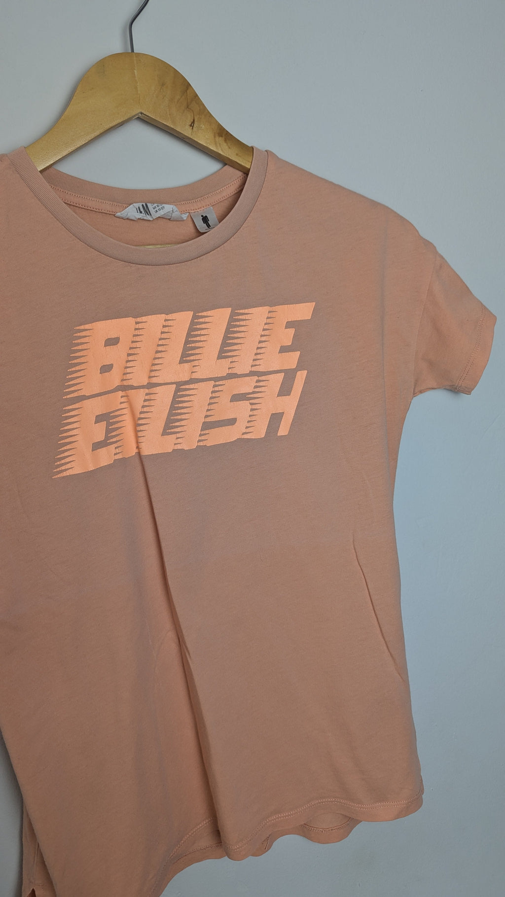 H&M Billie Eilish Top - Girls 10 - 12 Years - Little Ones Preloved. Second Hand Children's & Preloved Baby, Kids, Girls & Boys Clothes. UK online