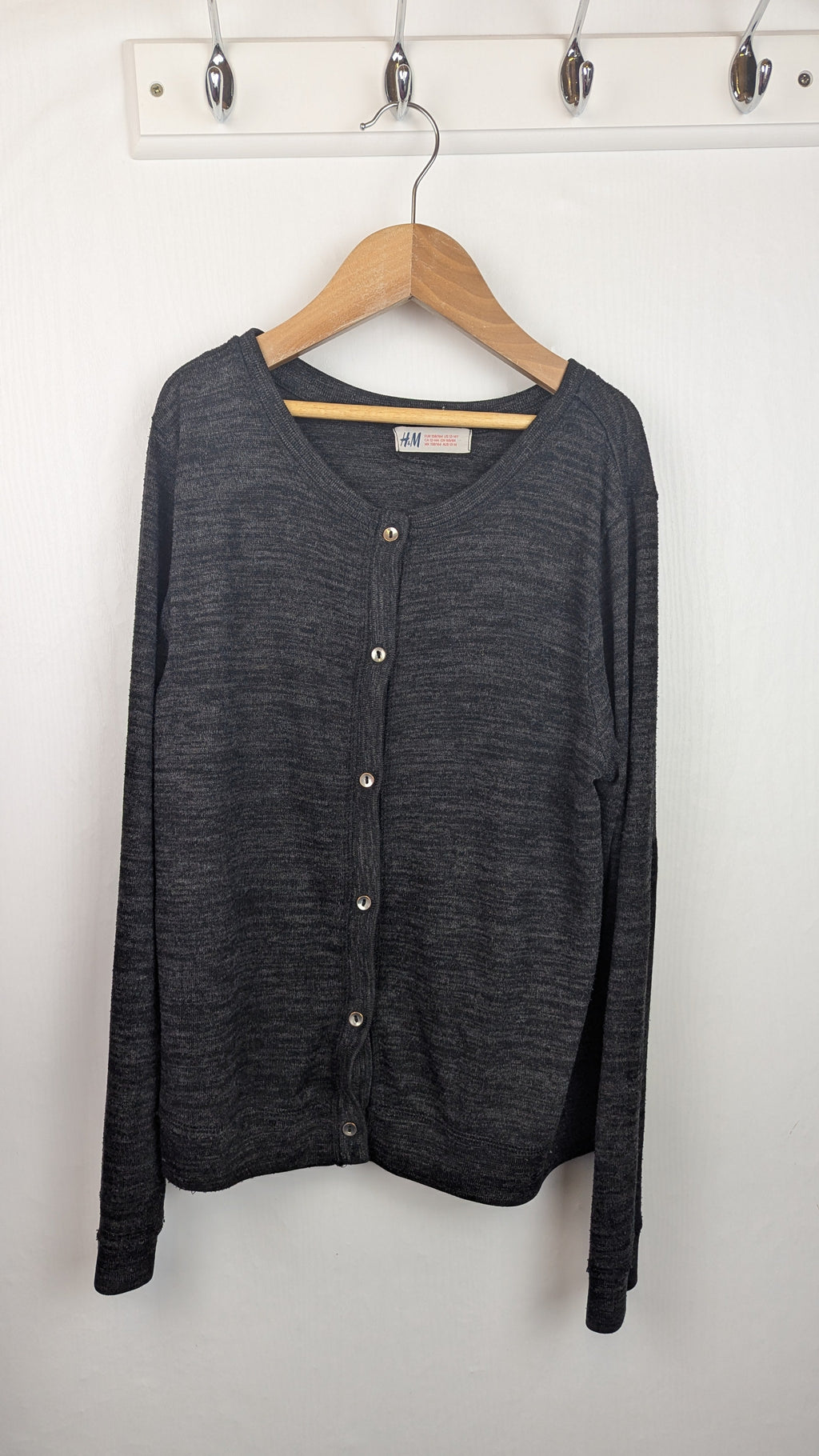 H&M Black Button Cardigan - Girls 12 - 14 Years - Little Ones Preloved. Second Hand Children's & Preloved Baby, Kids, Girls & Boys Clothes. UK online