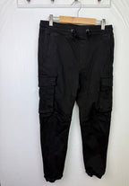 H&M Black Cuffed Jeans - Boys 11 - 12 Years - Little Ones Preloved. Second Hand Children's & Preloved Baby, Kids, Girls & Boys Clothes. UK online