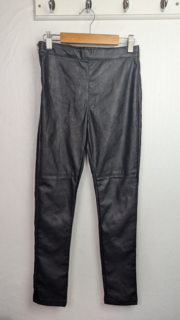 H&M Black Pleather Leggings - Girls 10-11 Years Little Ones Preloved Used, Preloved, Preworn & Second Hand Baby, Kids & Children's Clothing UK Online. Cheap affordable. Brands including Next, Joules, Nutmeg Morrisons, TU, F&F, H&M.