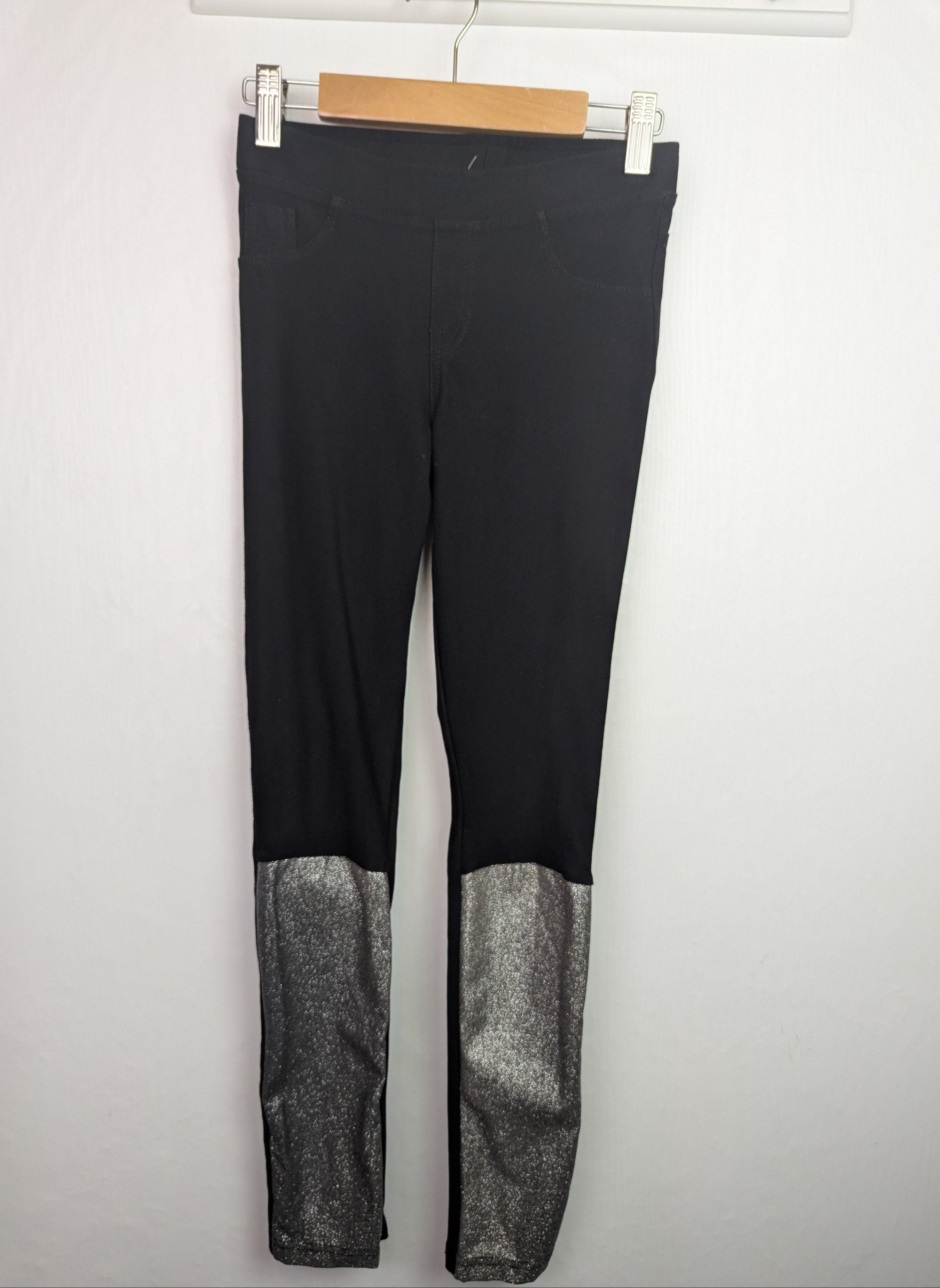 H&M Black & Silver Leggings - Girls 10 - 11 Years - Little Ones Preloved. Second Hand Children's & Preloved Baby, Kids, Girls & Boys Clothes. UK online