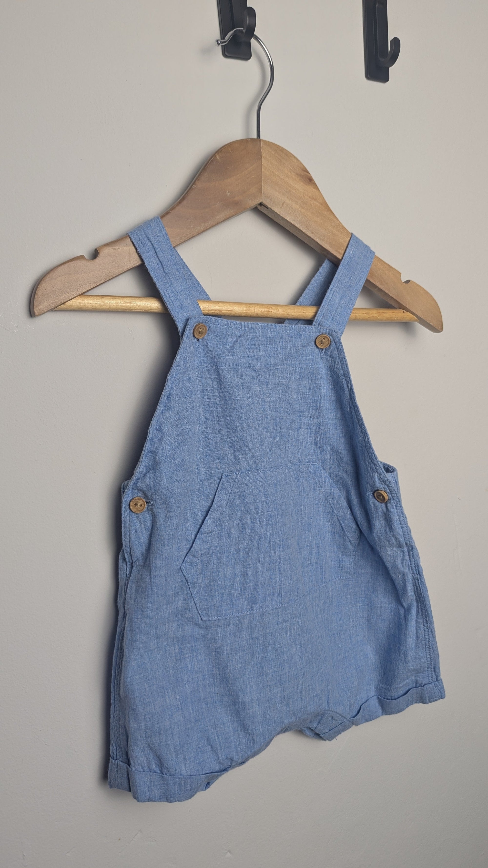 H&M Blue 100% Cotton Romper - Boys 2 - 4 Months - Little Ones Preloved. Second Hand Children's & Preloved Baby, Kids, Girls & Boys Clothes. UK online