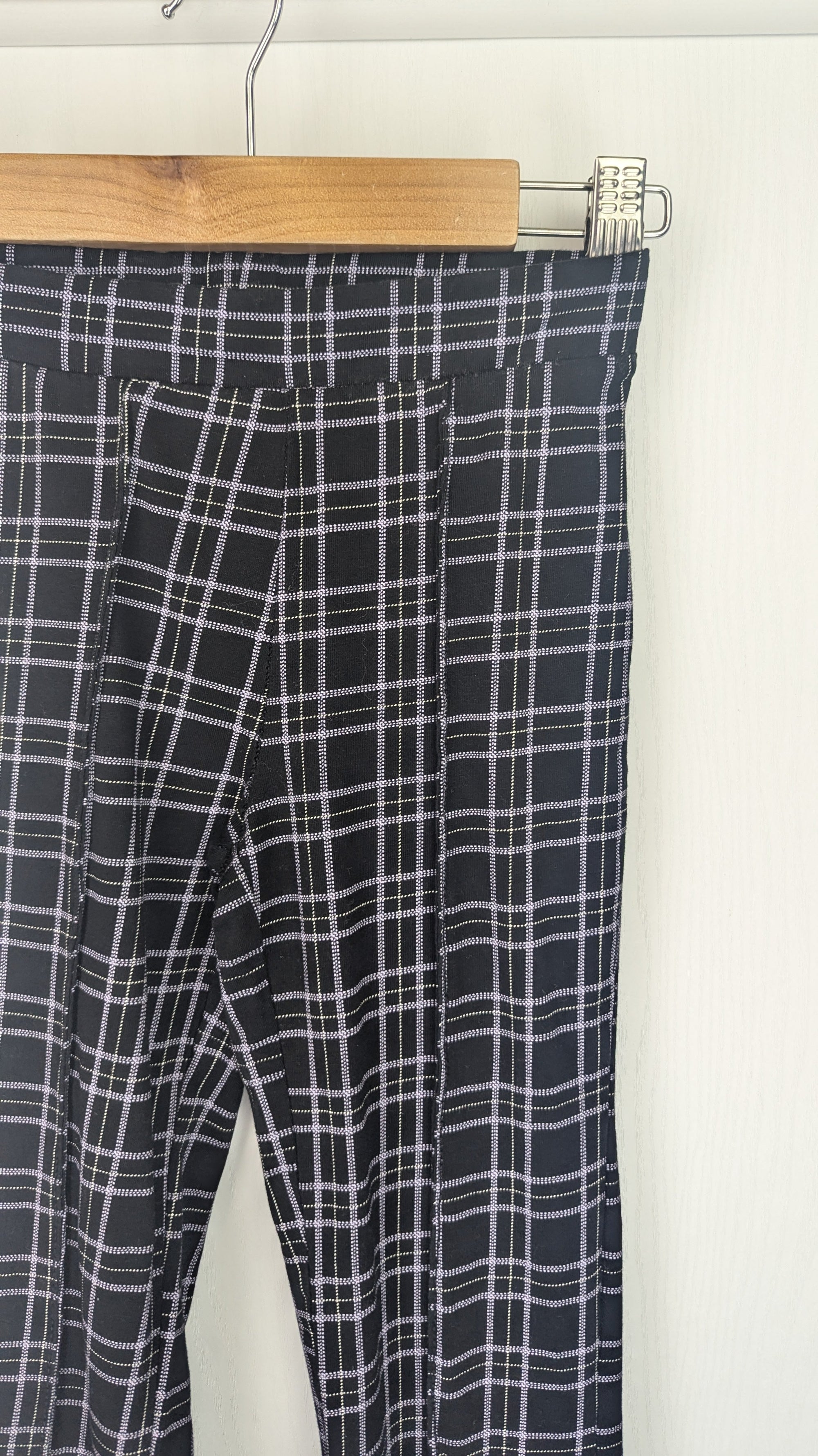 H&M Checked Flare Split Leggings - Girls 8 - 10 Years - Little Ones Preloved. Second Hand Children's & Preloved Baby, Kids, Girls & Boys Clothes. UK online