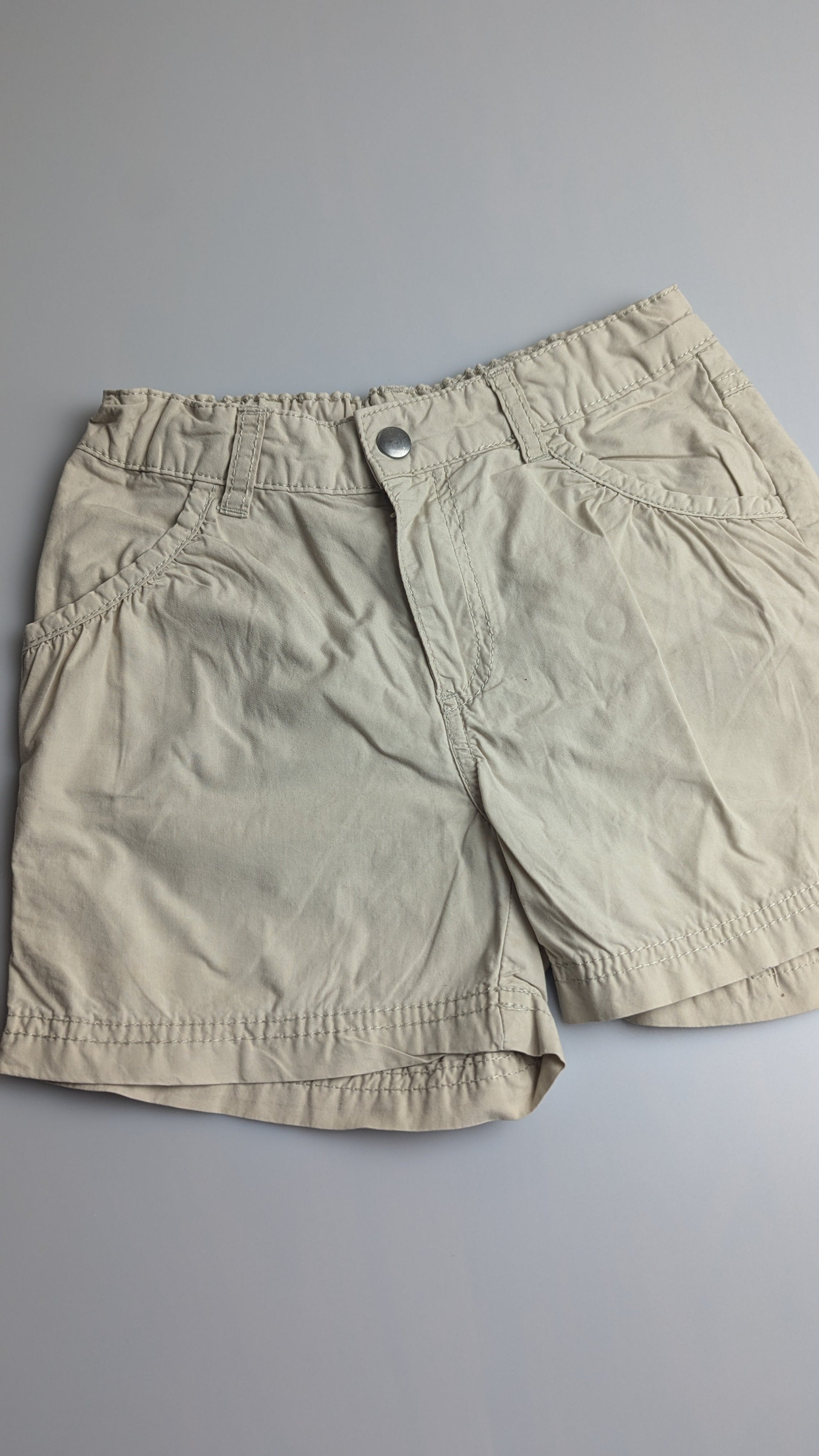 H&M Cotton Beige Shorts - Girls 7 - 8 Years - Little Ones Preloved. Second Hand Children's & Preloved Baby, Kids, Girls & Boys Clothes. UK online