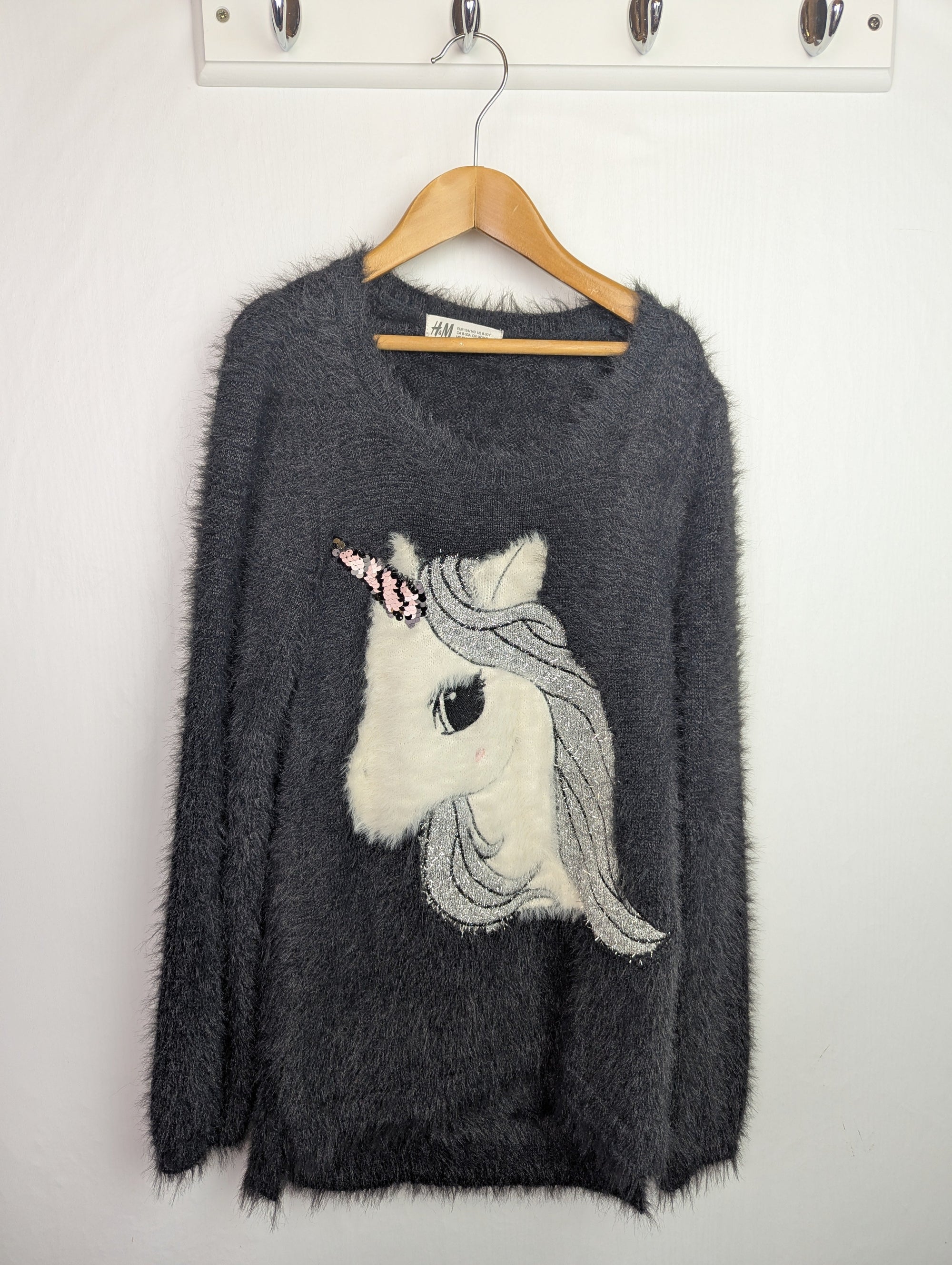 H&M Fluffy Unicorn Jumper - Girls 8 - 10 Years - Little Ones Preloved. Second Hand Children's & Preloved Baby, Kids, Girls & Boys Clothes. UK online