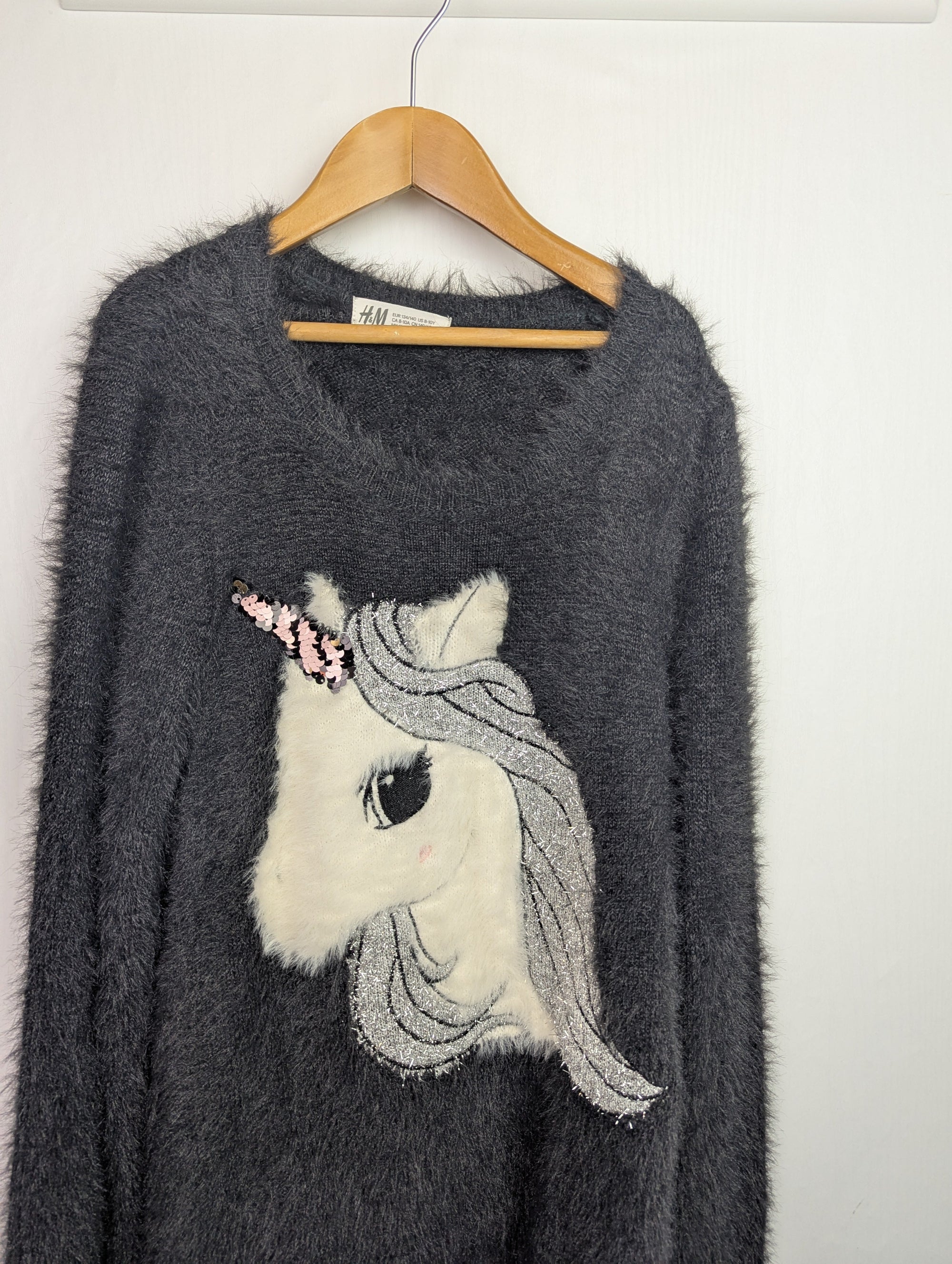 H&M Fluffy Unicorn Jumper - Girls 8 - 10 Years - Little Ones Preloved. Second Hand Children's & Preloved Baby, Kids, Girls & Boys Clothes. UK online