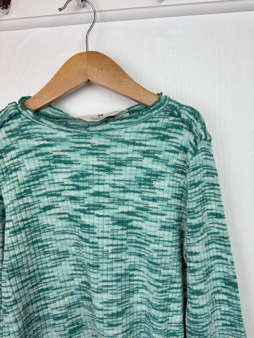 H&M Green Knit Long Sleeve Top - Girls 9 - 10 Years - Little Ones Preloved. Second Hand Children's & Preloved Baby, Kids, Girls & Boys Clothes. UK online