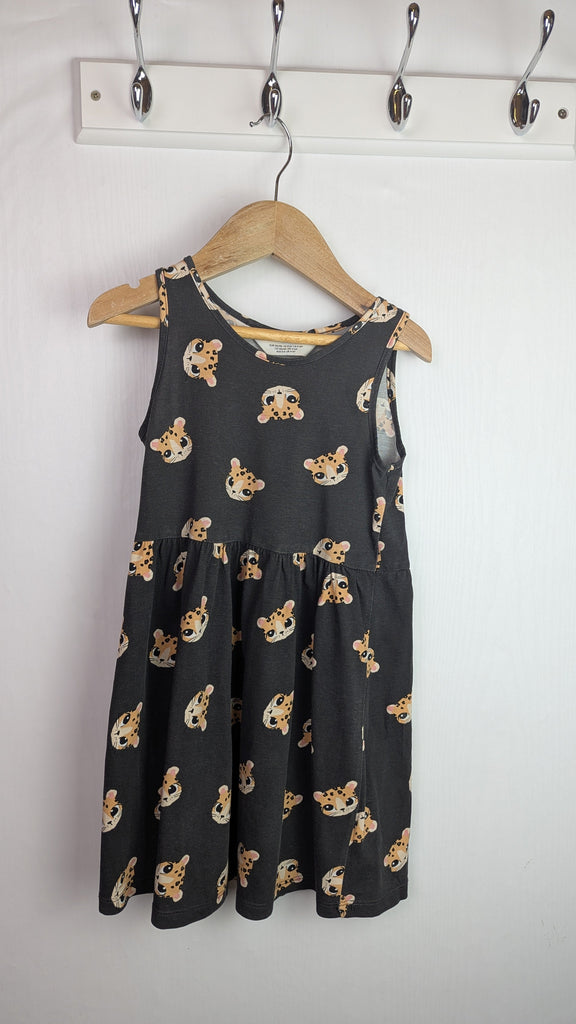 H&M Grey Cheetah Dress - Girls 4-6 Years Little Ones Preloved Used, Preloved, Preworn Baby, Girls & Boys Clothes. Kids & Children's second hand Clothing UK Online. Cheap affordable. Brands including Next, Joules, Nutmeg Morrisons, TU, F&F, H&M.