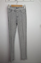H&M Grey Jeggings - Girls 8 - 9 Years - Little Ones Preloved. Second Hand Children's & Preloved Baby, Kids, Girls & Boys Clothes. UK online