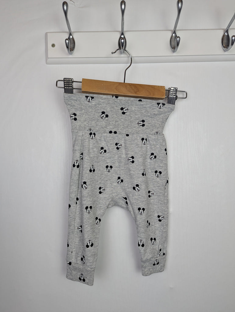 H&M Grey Mickey Mouse Leggings - Boys 4-6 Months Little Ones Preloved Used, Preloved, Preworn Baby, Girls & Boys Clothes. Kids & Children's second hand Clothing UK Online. Cheap affordable. Brands including Next, Joules, Nutmeg Morrisons, TU, F&F, H&M.