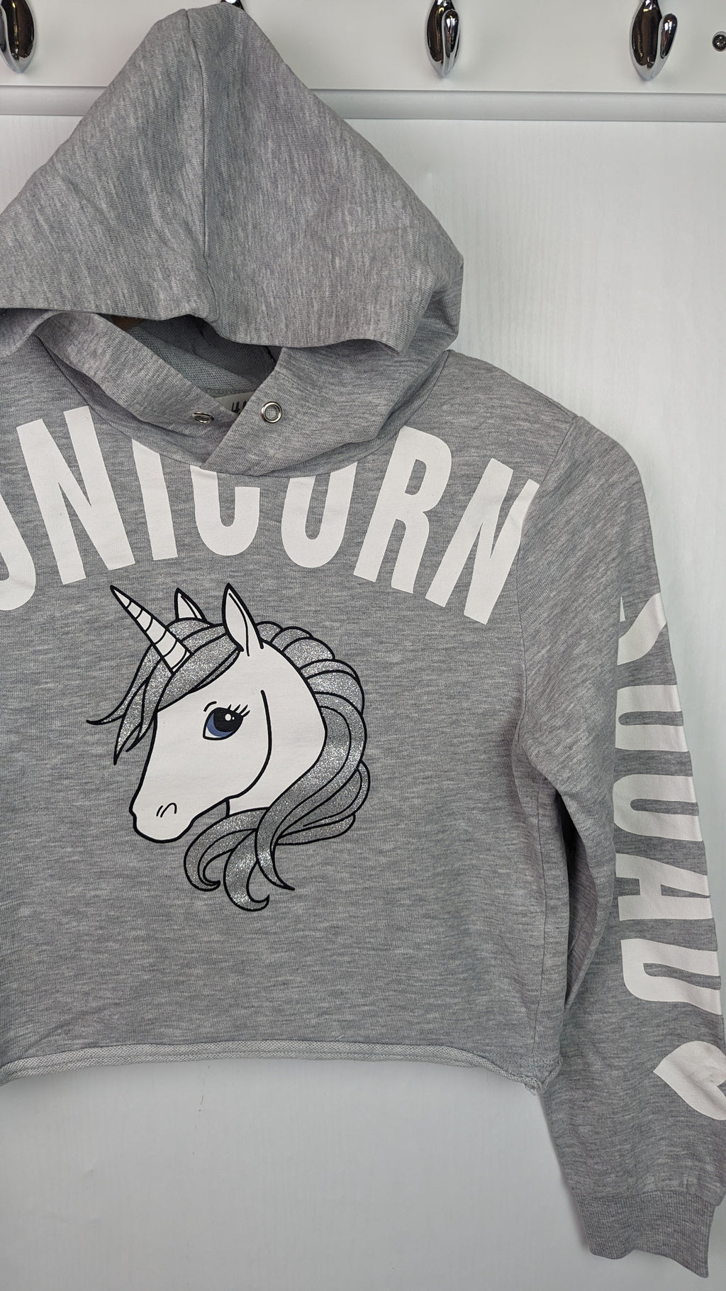 H&M Grey Unicorn Crop Hoodie - Girls 10 - 12 Years - Little Ones Preloved. Second Hand Children's & Preloved Baby, Kids, Girls & Boys Clothes. UK online