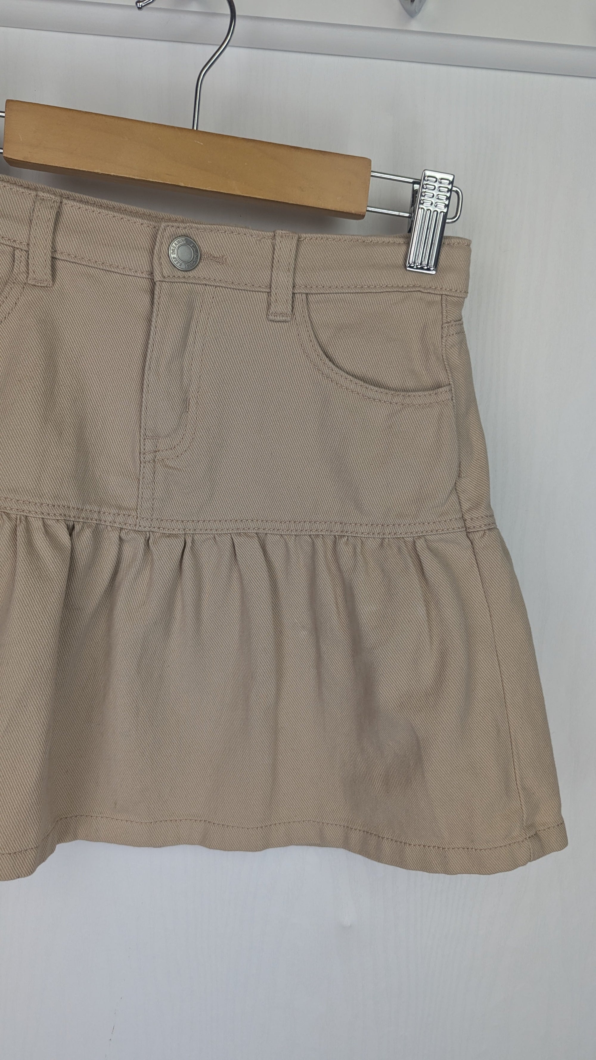 H&M Light Brown Denim Ruffle Skirt - Girls 5 - 6 Years - Little Ones Preloved. Second Hand Children's & Preloved Baby, Kids, Girls & Boys Clothes. UK online