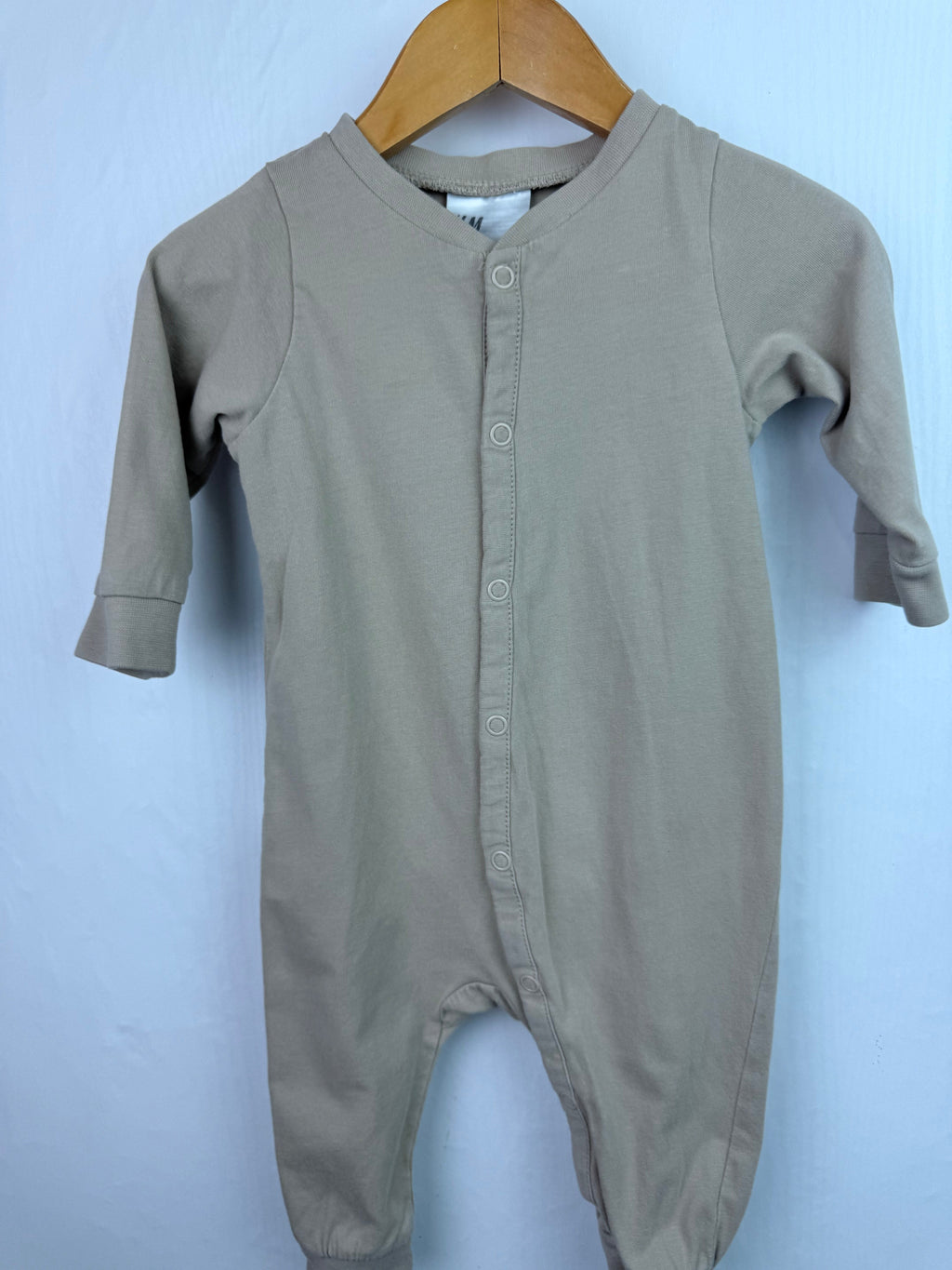 H&M Light Brown Romper - Boys 2 - 4 Months - Little Ones Preloved. Second Hand Children's & Preloved Baby, Kids, Girls & Boys Clothes. UK online