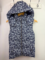 H&M Navy & Blue Padded Body Warmer - Girls 12 - 14 Years - Little Ones Preloved. Second Hand Children's & Preloved Baby, Kids, Girls & Boys Clothes. UK online