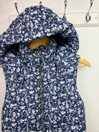 H&M Navy & Blue Padded Body Warmer - Girls 12 - 14 Years - Little Ones Preloved. Second Hand Children's & Preloved Baby, Kids, Girls & Boys Clothes. UK online