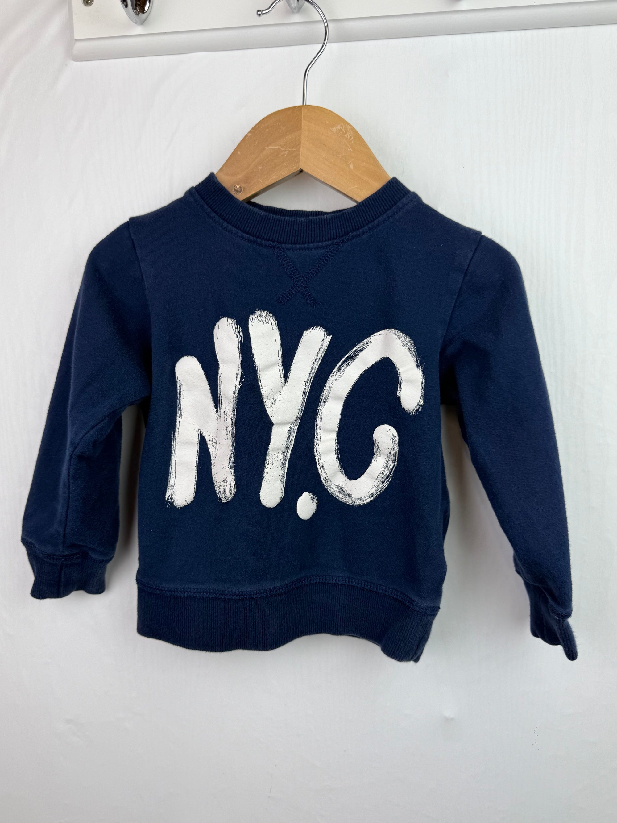 H&M Navy NYC Jumper - Boys 18 - 24 Months - Little Ones Preloved. Second Hand Children's & Preloved Baby, Kids, Girls & Boys Clothes. UK online