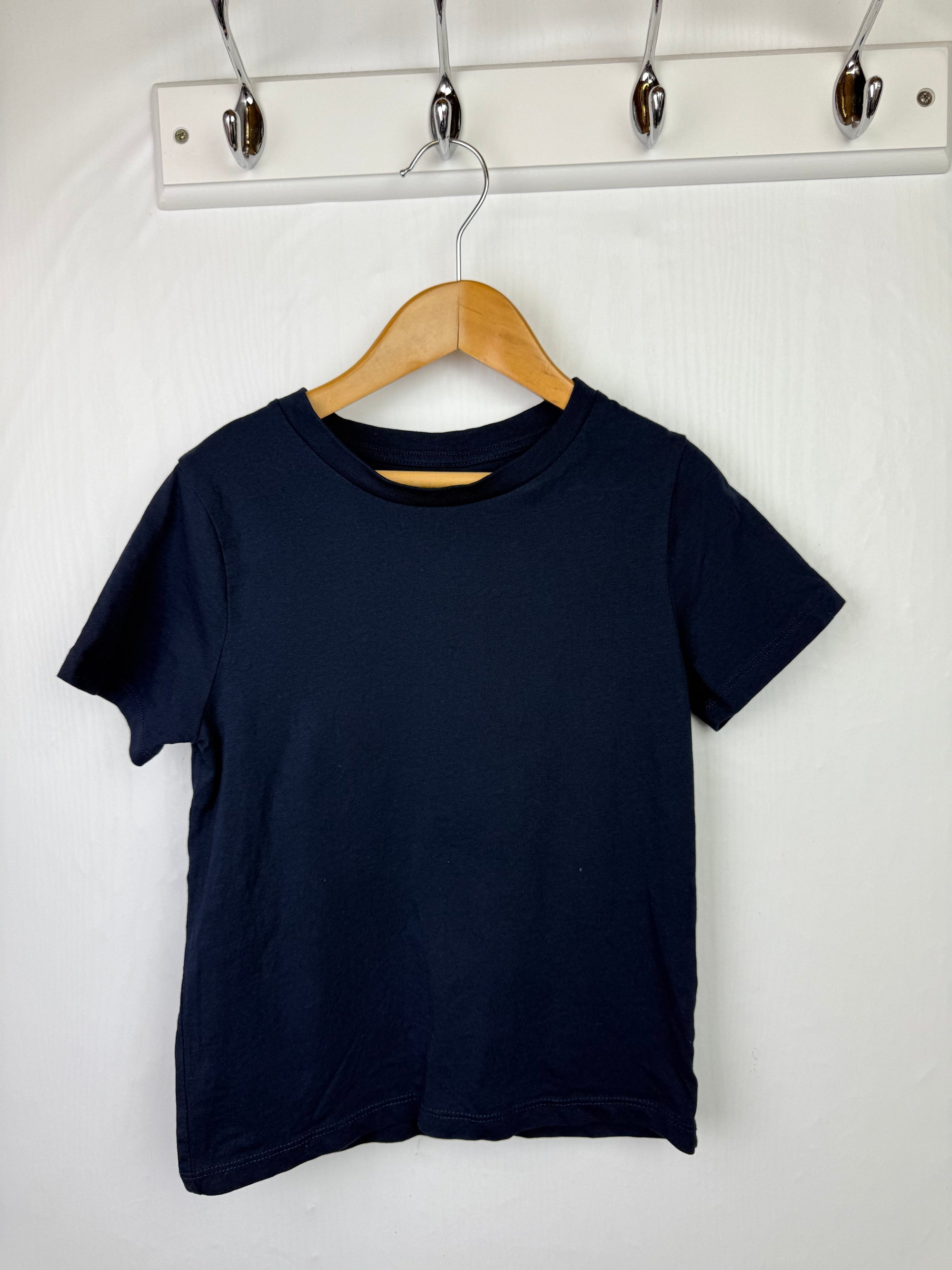 H&M Navy Short Sleeve Top - Unisex 4 - 6 Years - Little Ones Preloved. Second Hand Children's & Preloved Baby, Kids, Girls & Boys Clothes. UK online