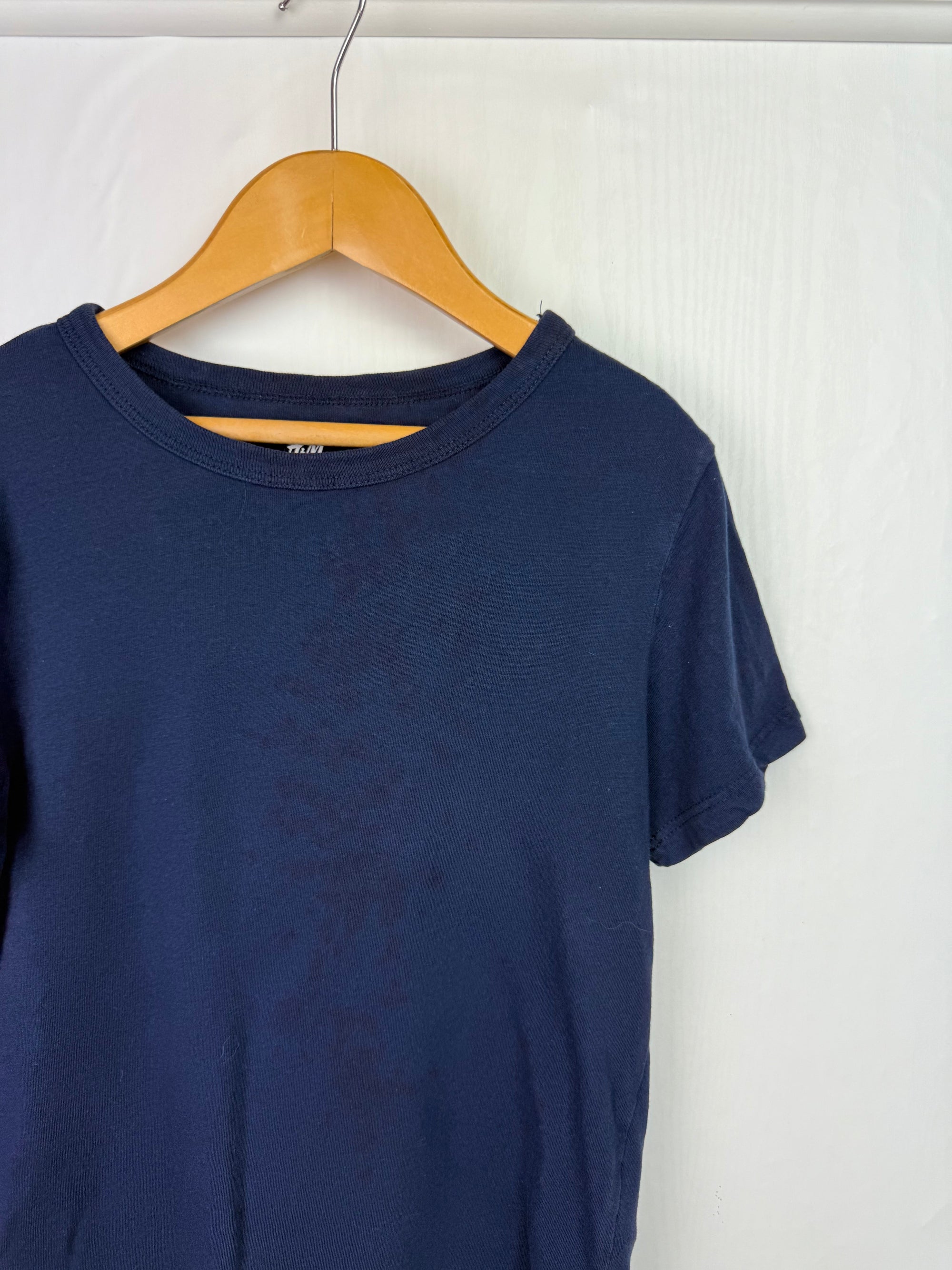 H&M Organic Cotton Navy Top - Unisex 6 - 8 Years - Little Ones Preloved. Second Hand Children's & Preloved Baby, Kids, Girls & Boys Clothes. UK online