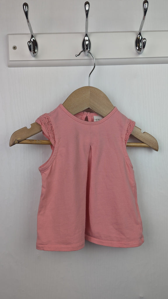 H&M Pink Sleeveless Top - Girls 4-6 Months Little Ones Preloved Used, Preloved, Preworn & Second Hand Baby, Kids & Children's Clothing UK Online. Cheap affordable. Brands including Next, Joules, Nutmeg Morrisons, TU, F&F, H&M.