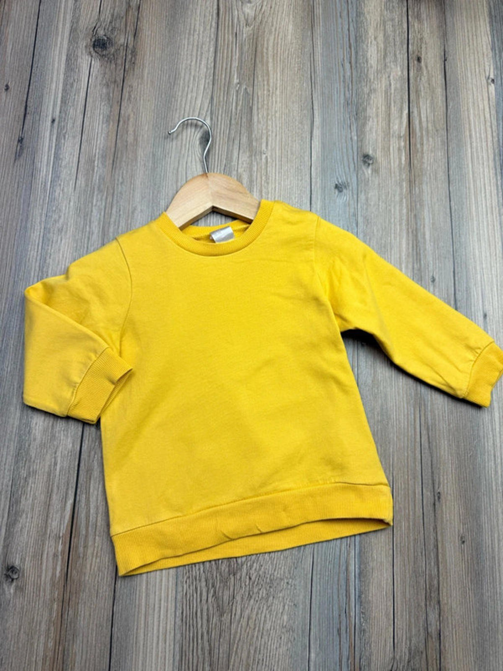 H&M Plain Yellow Jumper - Unisex 9 - 12 Months - Little Ones Preloved. Second Hand Children's & Preloved Baby, Kids, Girls & Boys Clothes. UK online
