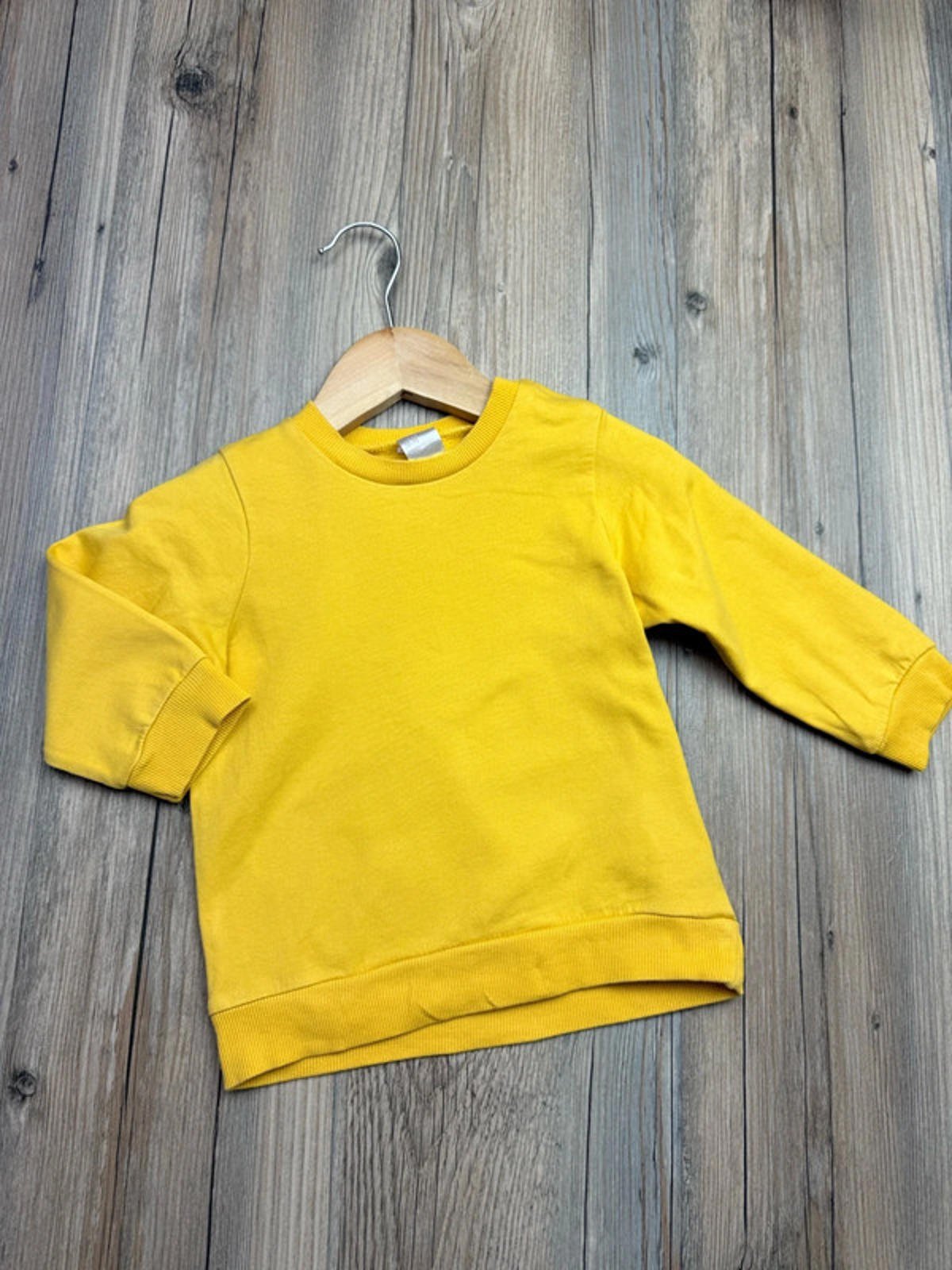 H&M Plain Yellow Jumper - Unisex 9 - 12 Months - Little Ones Preloved. Second Hand Children's & Preloved Baby, Kids, Girls & Boys Clothes. UK online