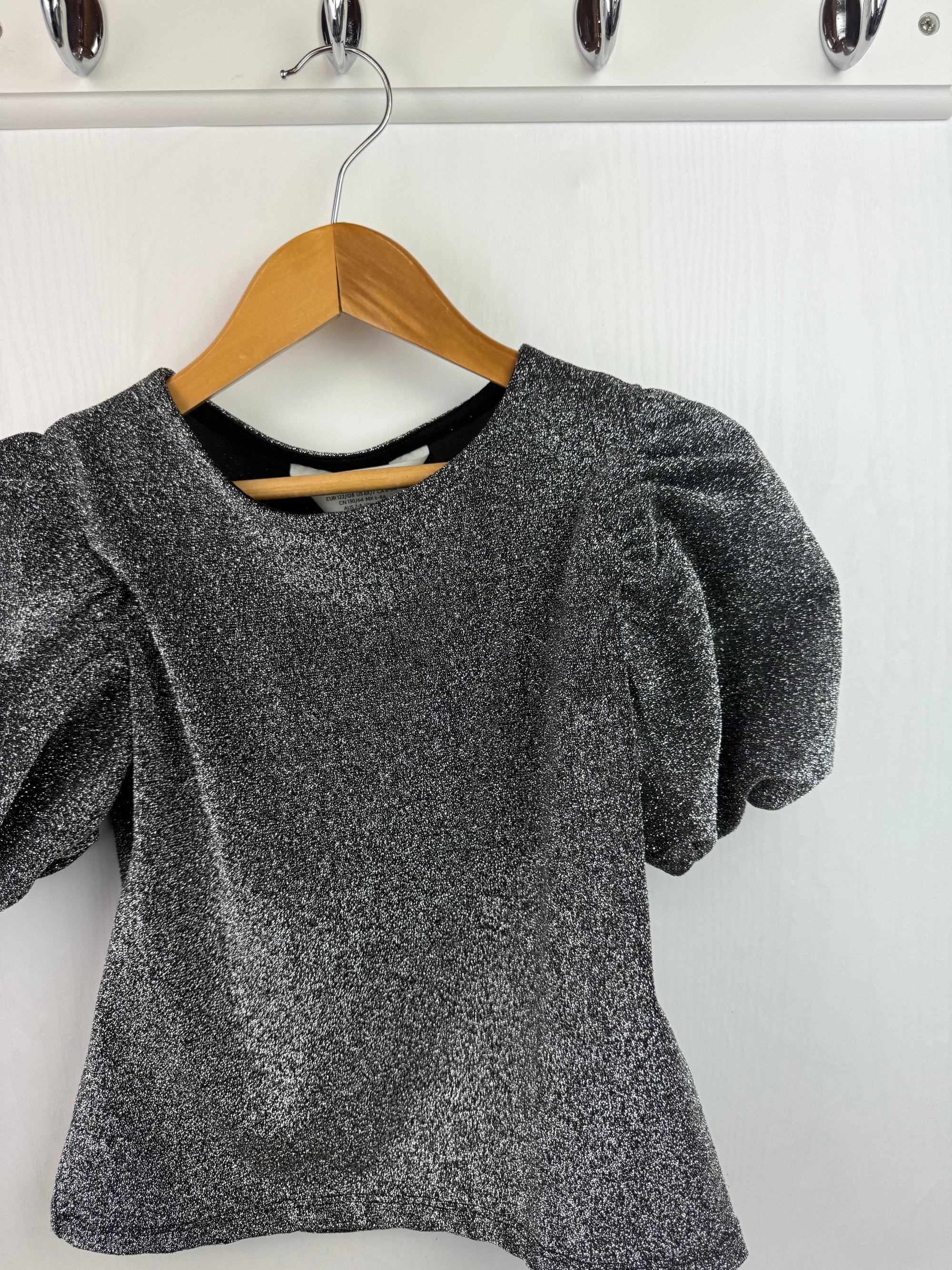 H&M Silver Puff Sleeve Top - Girls 6 - 8 Years - Little Ones Preloved. Second Hand Children's & Preloved Baby, Kids, Girls & Boys Clothes. UK online