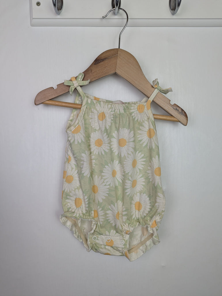 H&M Sunflower Bodysuit - Girls 2-4 Months Little Ones Preloved Used, Preloved, Preworn Baby, Girls & Boys Clothes. Kids & Children's second hand Clothing UK Online. Cheap affordable. Brands including Next, Joules, Nutmeg Morrisons, TU, F&F, H&M.