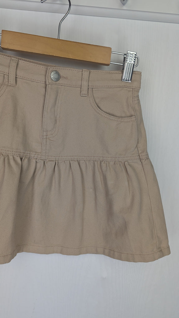 H&M Tan Denim Ruffle Skirt - Girls 5-6 Years H&M Used, Preloved, Preworn & Second Hand Baby, Kids & Children's Clothing UK Online. Cheap affordable. Brands including Next, Joules, Nutmeg Morrisons, TU, F&F, H&M.