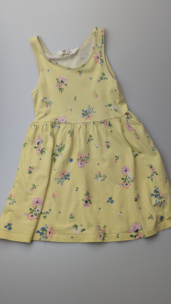 H&M Yellow Floral Dress - Girls 2-4 Years Little Ones Preloved Used, Preloved, Preworn Baby, Girls & Boys Clothes. Kids & Children's second hand Clothing UK Online. Cheap affordable. Brands including Next, Joules, Nutmeg Morrisons, TU, F&F, H&M.