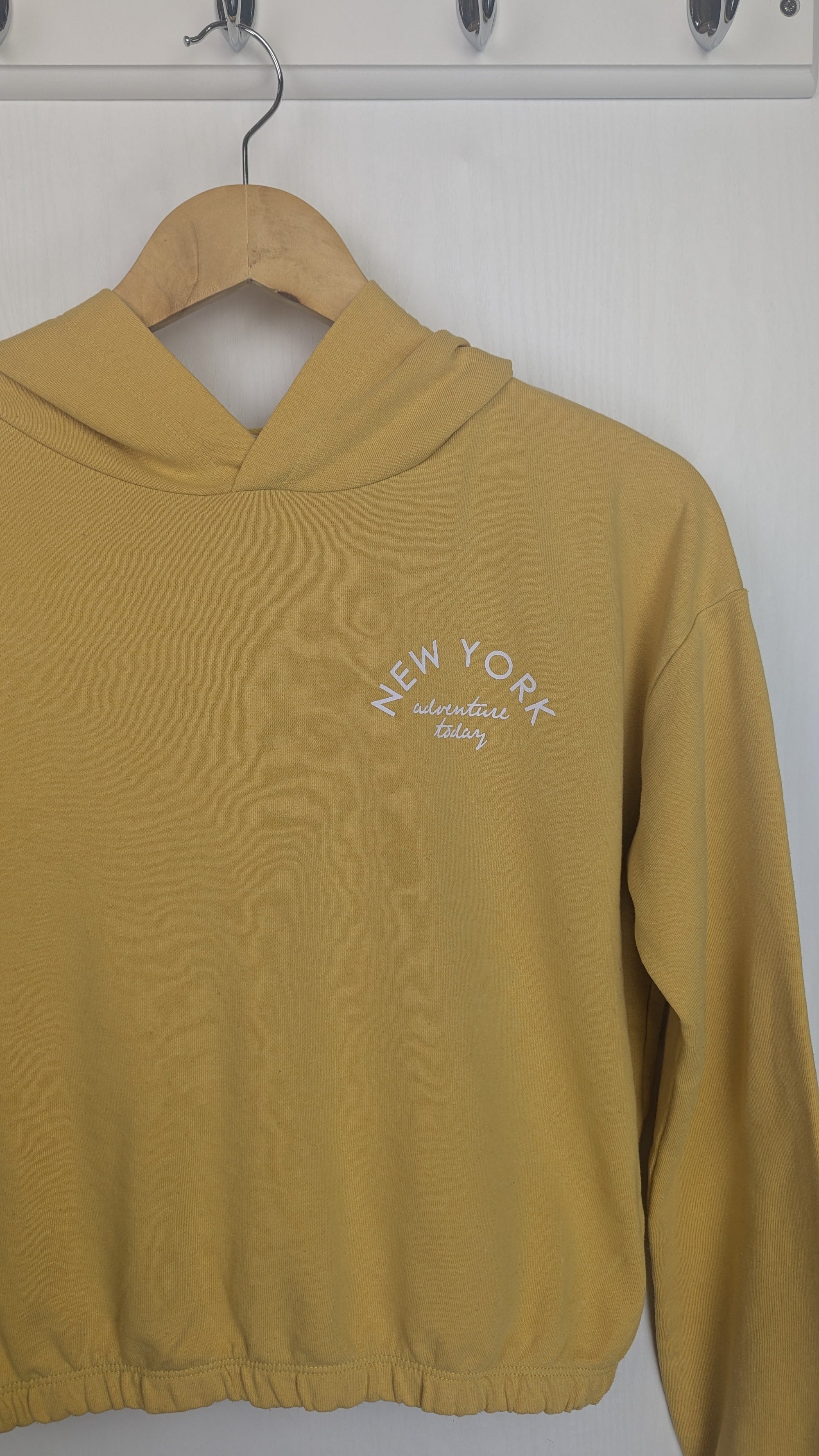 H&M Yellow 'New York' Hoodie - girls 12 - 14 Years - Little Ones Preloved. Second Hand Children's & Preloved Baby, Kids, Girls & Boys Clothes. UK online