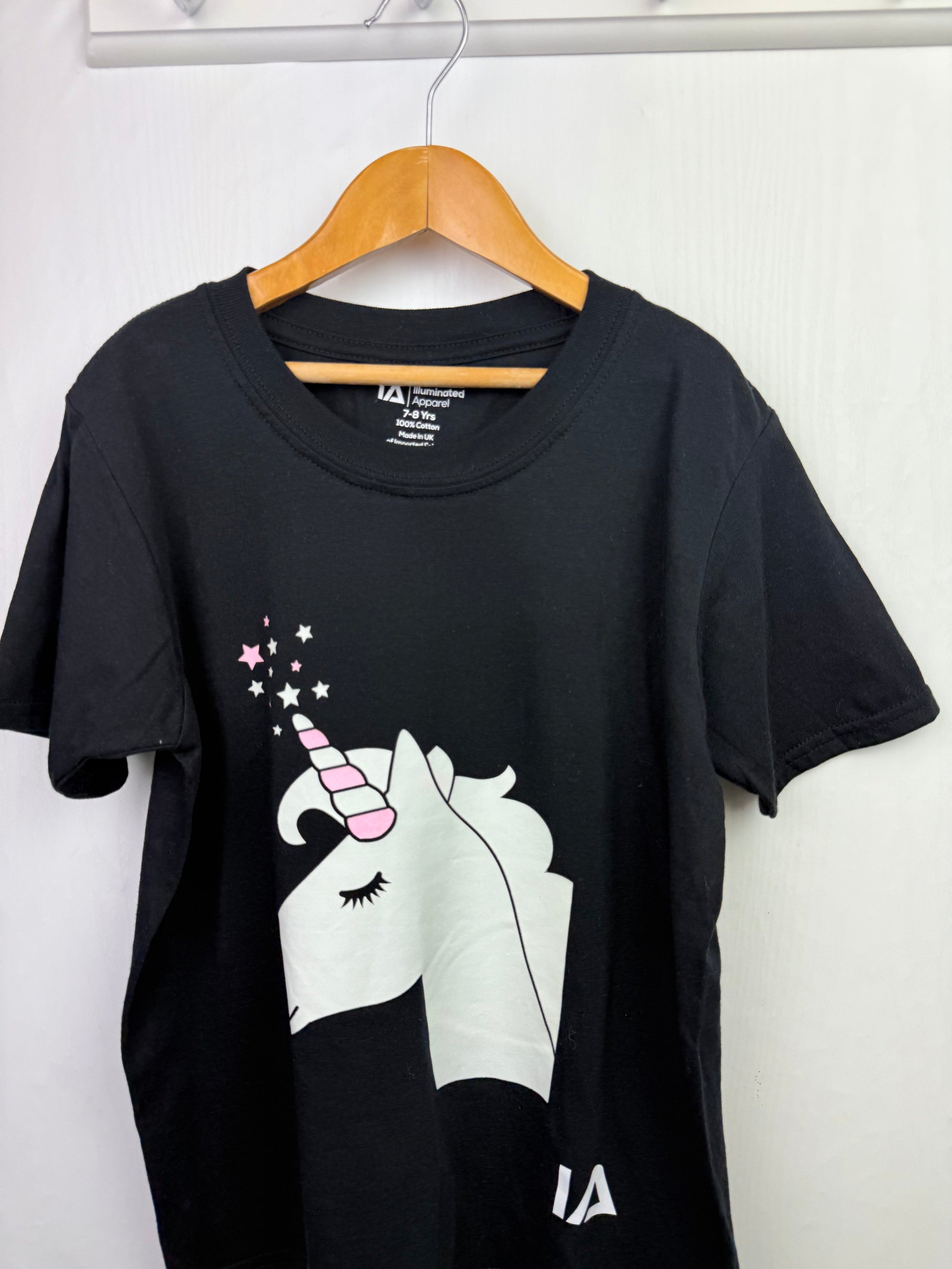 Illuminated Apparel Unicorn Short Sleeve Top - Girls 7 - 8 Years - Little Ones Preloved. Second Hand Children's & Preloved Baby, Kids, Girls & Boys Clothes. UK online