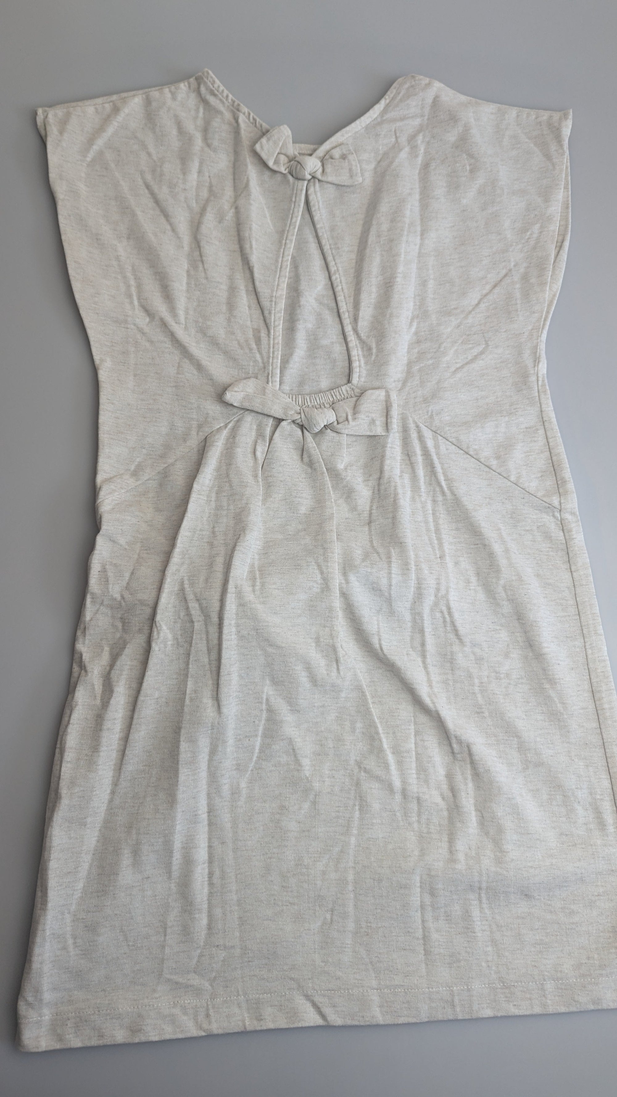 Jessica Simpson Beige Sleeveless Dress - Girls 13-14 Years Little Ones Preloved. Preloved Kids & Children’s Gently Used Clothing. Second Hand Baby, Girls & Boys Clothes. UK Postage